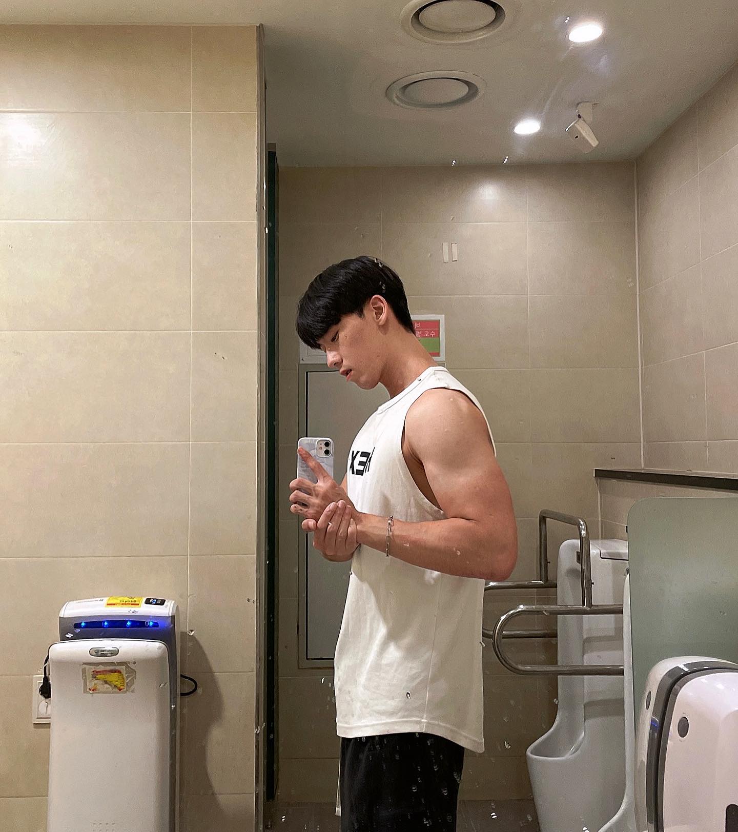 이놈의 하지방사통은 언제쯤 사라질려나 ....