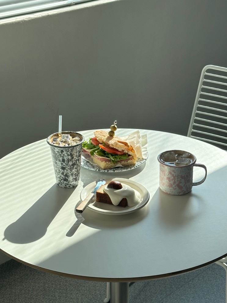 행궁동카페 '소복상회' 시나몬롤 맛집 수원카페