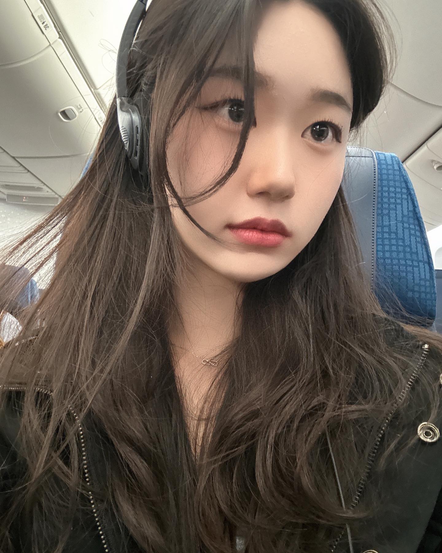 햅삐 추석 🌕🐰🤍

#추석 #비행기 #대한항공 #여행 #underground #영국 #travel #01 #대학생 #유럽 #follow #like #좋아요반사
