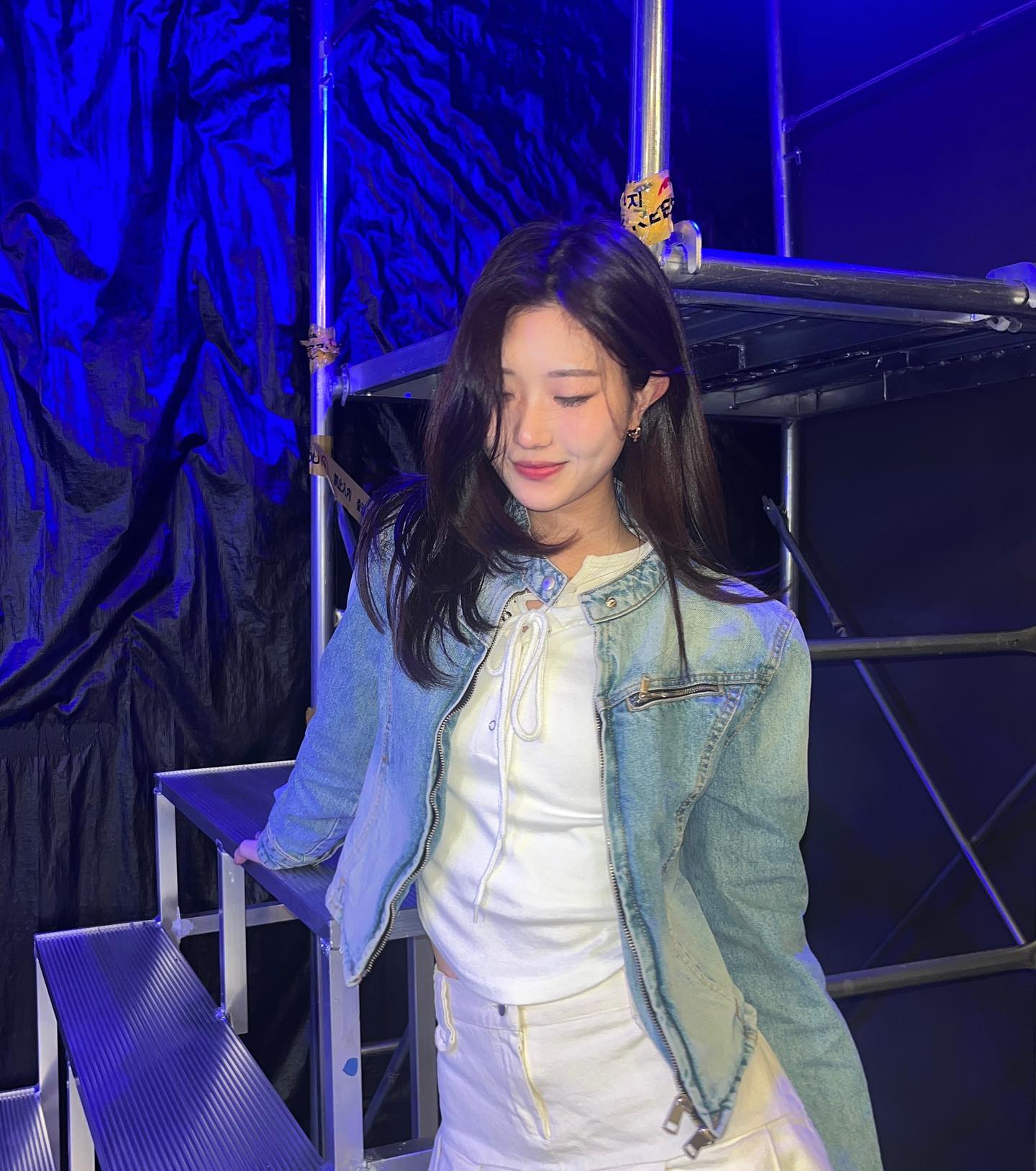 나 빼고 다 시험 끝난듯
장소 neuf__seoul