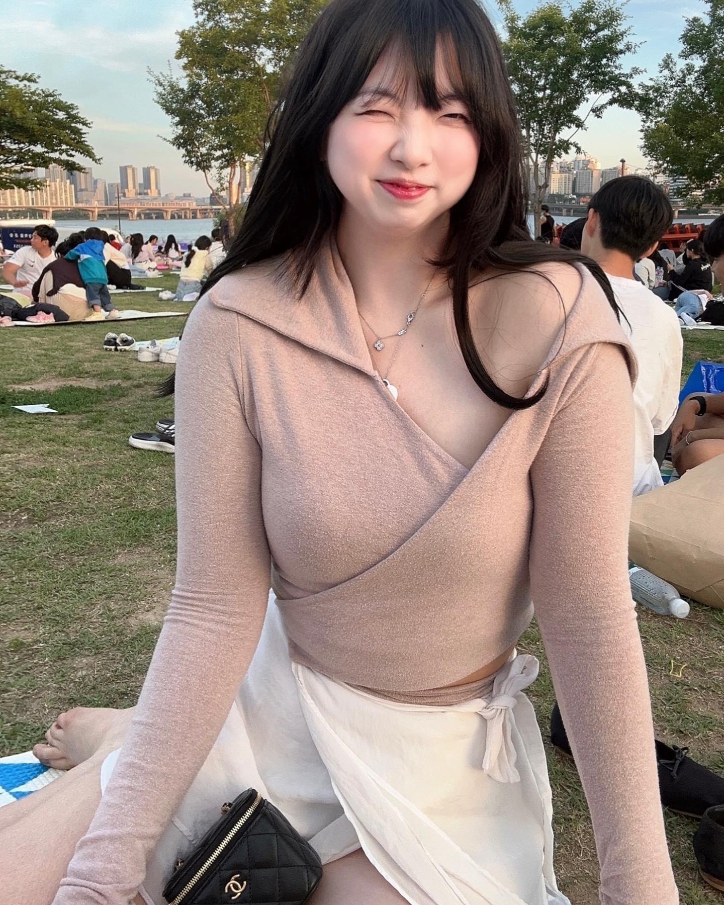 😝