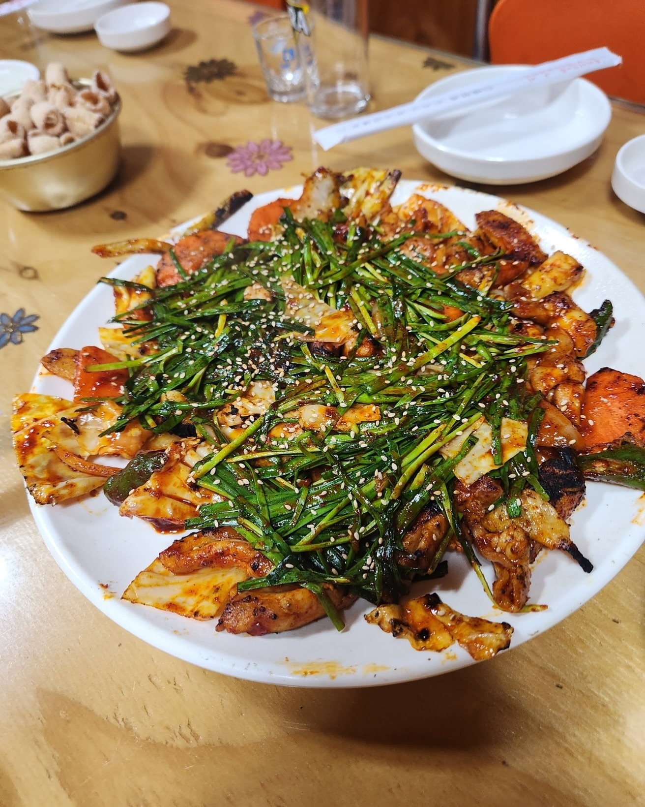 닭숯불불고기 넘맛잇는집!!!알러뷰 ❤️ 
#일상 #소통 #맞팔해요 #서이추 #서이추환영 #대한민국 #부산 #해운대 #광안리 #남포동 #서면 #맛집 #럽스타그램 #데이트 #맛집추천 #부산맛집추천 #좋아요 #데일리 #셀카 #셀기꾼 #셀피 #얼스타그램 #daily #술스타그램 #선팔하면맞팔 #먹스타그램 #뷰티스타그램