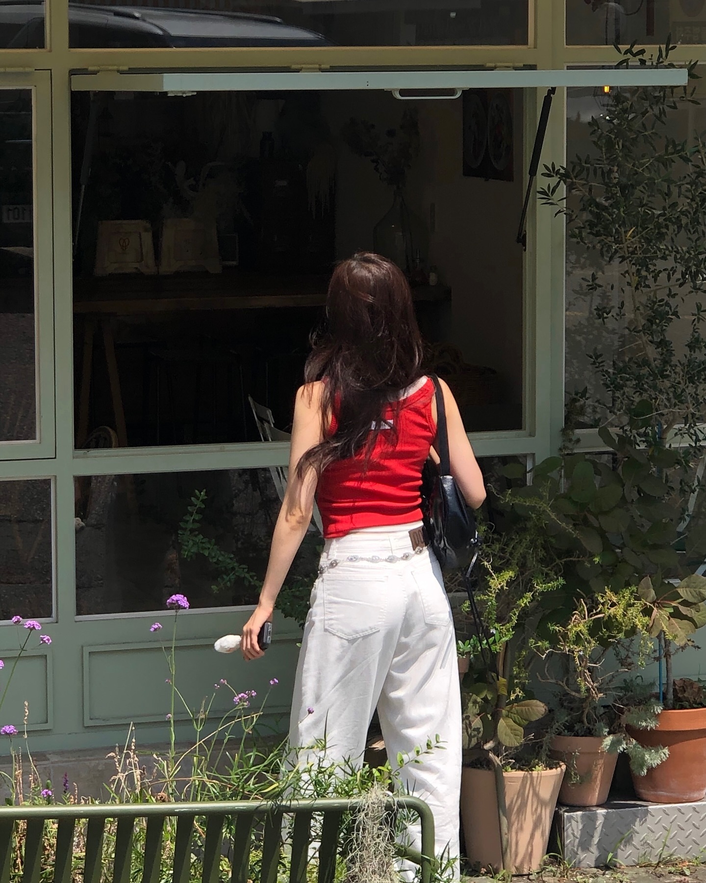 익어버리는 중 ..Ζz 🥵
 𓂃⋰˚#협찬 mu_cent 

#무센트 #mucent #나시 #여름코디 #ootd #해리단길