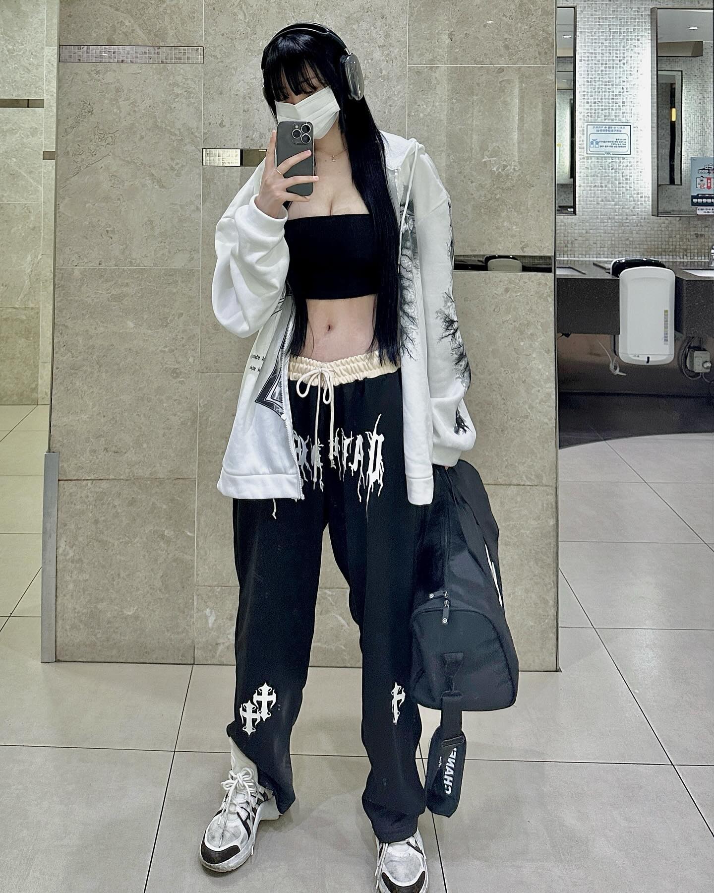 모든 스타일을 다 소화하는 편 😎