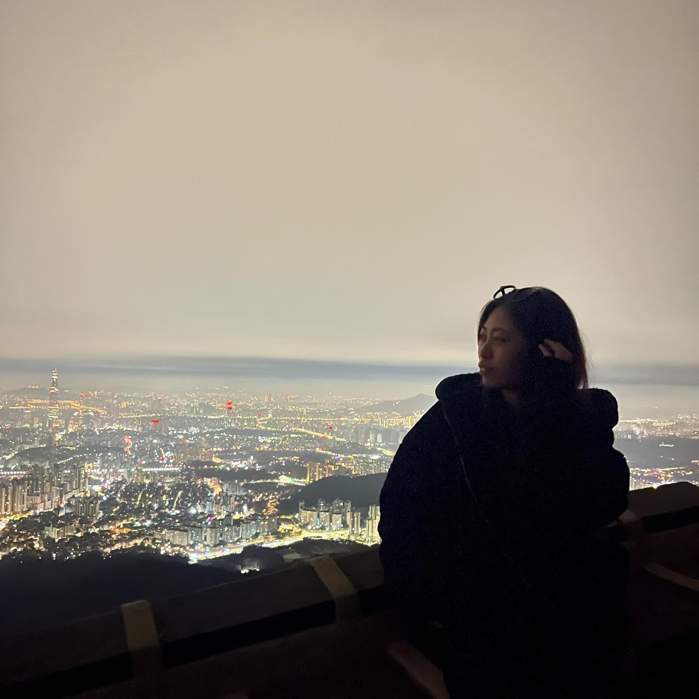 남한산성 드라이브~ 인생샷 건진다구 열심히 찍어줘서 고마오

#드라이브 #데이트 #남한산성 #야경 #럽스타그램 #좋아요 #좋아요환영
