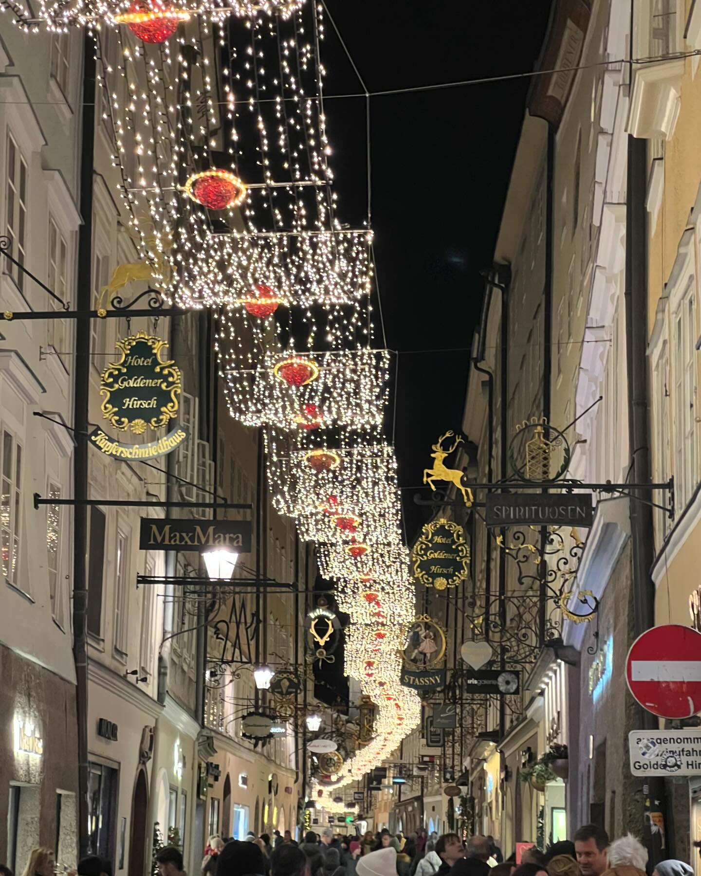 Christmas in Salzburg, Austria_1🎵🇦🇹