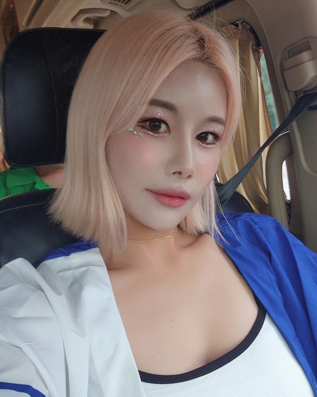 #djrara 
이렇게 생기면 좋겠다고 기도하고 자야겟다

#DJ라라 #DJ #여자DJ #여자디제이 #축제dj #공연dj