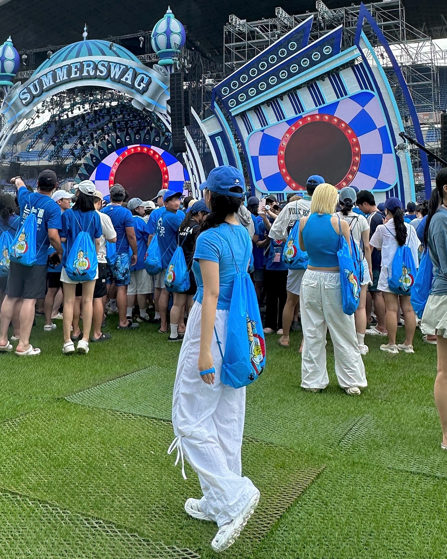 이제야 정신차리고 올리는 #흠뻑쇼 

내년에 또 가자 기묘징🌀
