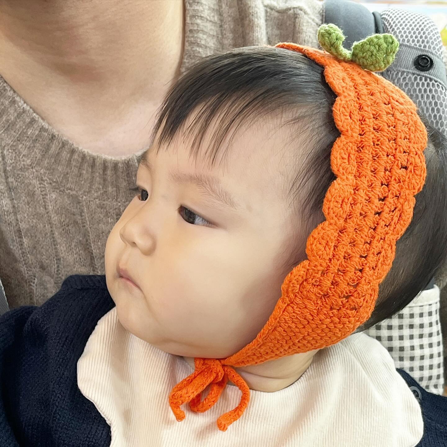 +356

난생 처음보는 탕후루에 영혼을 빼앗긴 꿀꿀이 🍊

뭔데..
왜 난 안주는데....
왜 엄마빠만 먹는건데..🤨

#11개월아기