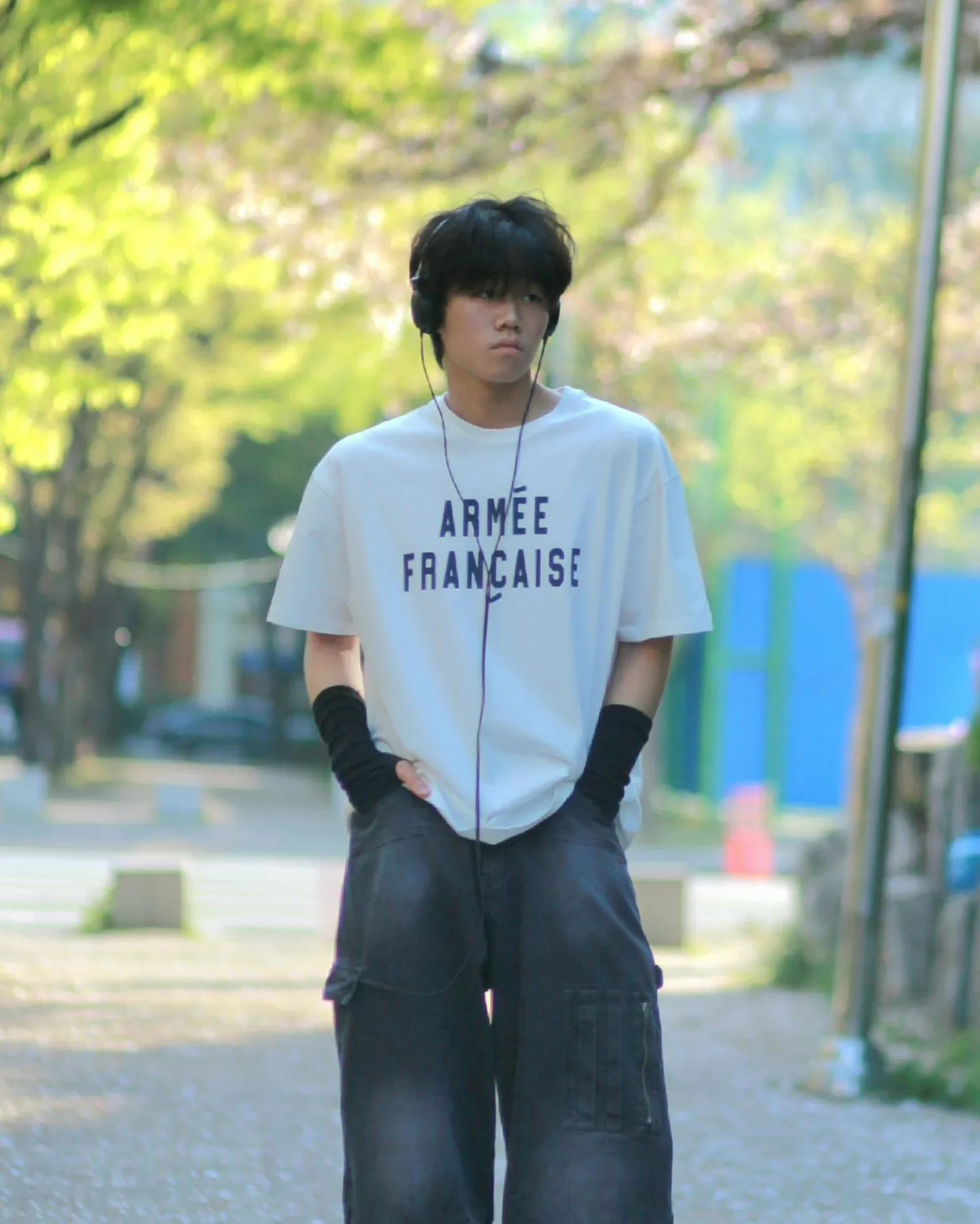 #협찬 옷 입기 젤 좋은 날씨인 듯~💫

kaneitei 에서 "ARMEE FRANCAISE SHORT SLEEVE (WHITE)"를 제공해 주셨습니다

#카네이테이 #kaneitei #티셔츠 #티셔츠추천 #티셔츠코디 #여름티셔츠 #여름코디