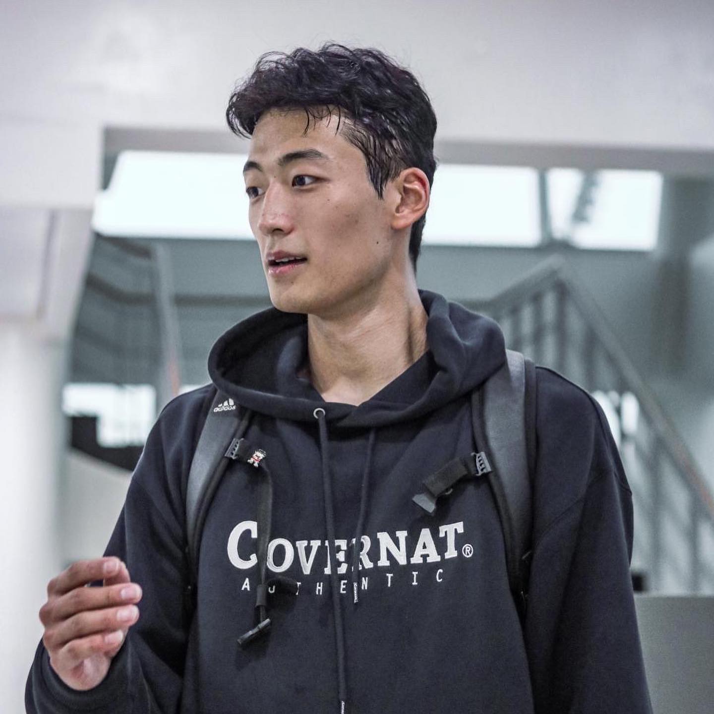 𝙆𝙊𝙉𝙆𝙐𝙆 𝙩𝙝𝙚 𝙡𝙖𝙨𝙩 𝙙𝙖𝙣𝙘𝙚

건국대학교 4년 동안 잘 따라와 준 후배들 마지막 체전 끼지도 같이 잘 싸워줘서 너무 고맙다 어디에 있어도 항상 건국대학교를 응원한다 화이팅!!

4년 동안 건국대학교 박상우 사람 박상우를 응원해 주신 학우분들 팬분들에게 너무 감사드립니다 좋은 팬분들을 만나서 더 성장했고 덕분에 실력도 더 많이 성장한 거 같아요 끝과 시작이라고 이제는 건국대학교 유니폼을 입고 뛰는 날은 끝났지만 현대 모비스 박상우로 자랑스러운 선수가 되겠습니다 감사합니다❤️