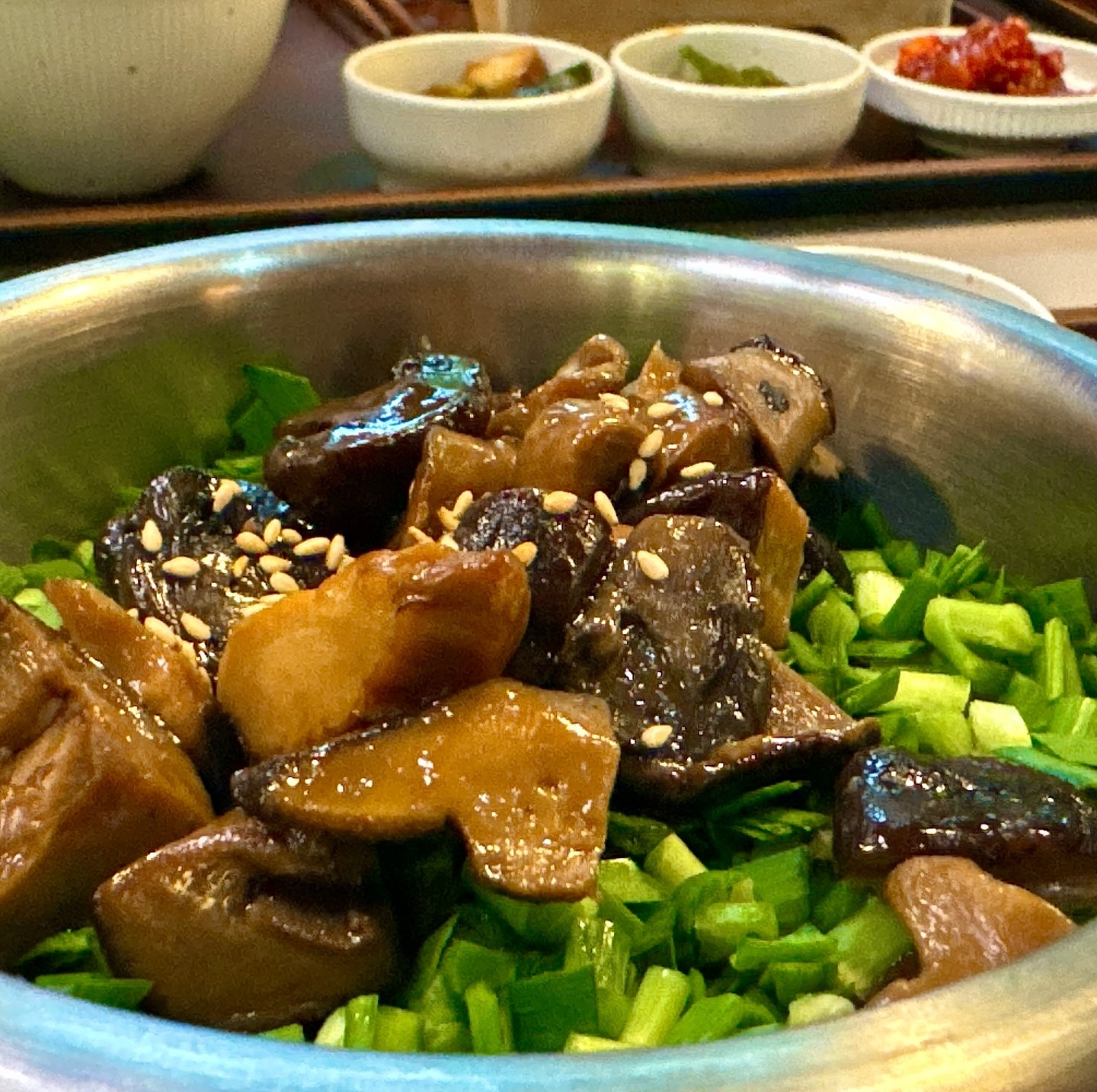 오랜만에 맛난 점심 😋
. 
.
.
#스모플레이스센트로폴리스 #sumoplace #버섯솥밥정식