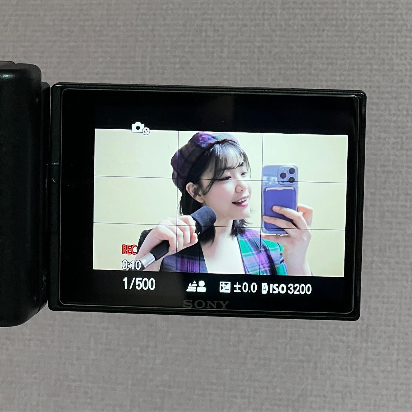 🎤
3착장 하고싶었지만 
마지막 곡 가사를 못외우겠다
빈티지조하🫶🏻
