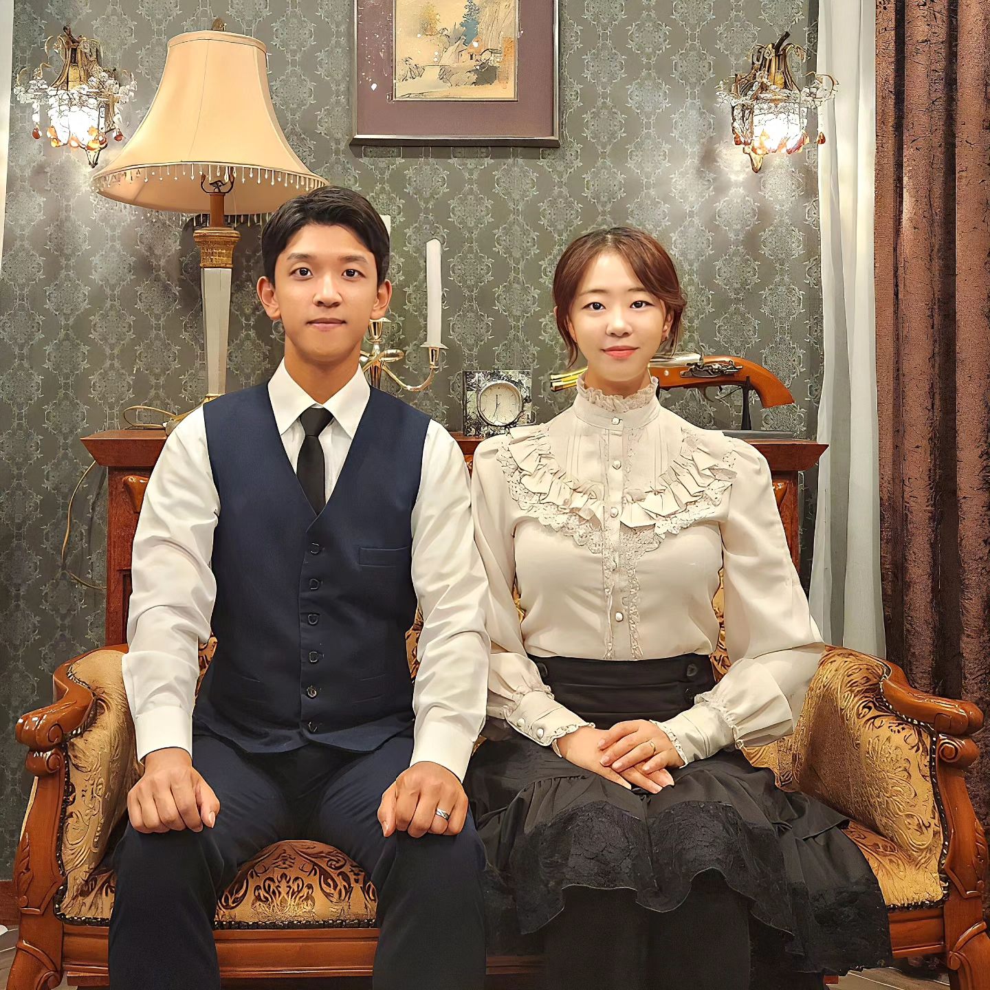 2023.10.2.월
❤ + 254
추석 특집 5일차

🧡 수원 점심 : 남문통닭(수원 왕 갈비통닭)
💛 수원 행성
💚 서울 광화문 & 경복궁 : 익선의상실
🩵 강남 저녁 : 술집 (초닭무침 , 짬뽕탕 , 도시락 , 소주 ,서울막걸리)
💙 우리까비 옷
💜 강남 뽑기 기계 (4만원 쓰기...)