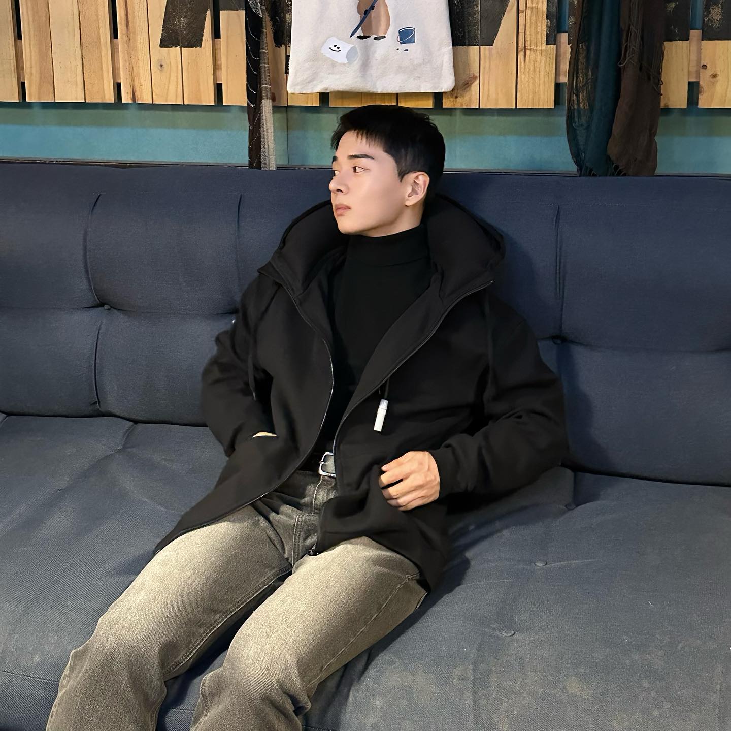 요즘 내 최애 후드직업⭐️
바람 불어 넣으면 목베게가 되서 해외여행이나 장거리여행때 필수템이에요 이제 목베게 따로 안챙겨가도 된다🥳

yve__ent #협찬 
keek_crew #keek #필로우디 #일상 #목베게후드 #후드티 #추천 #해외필수템