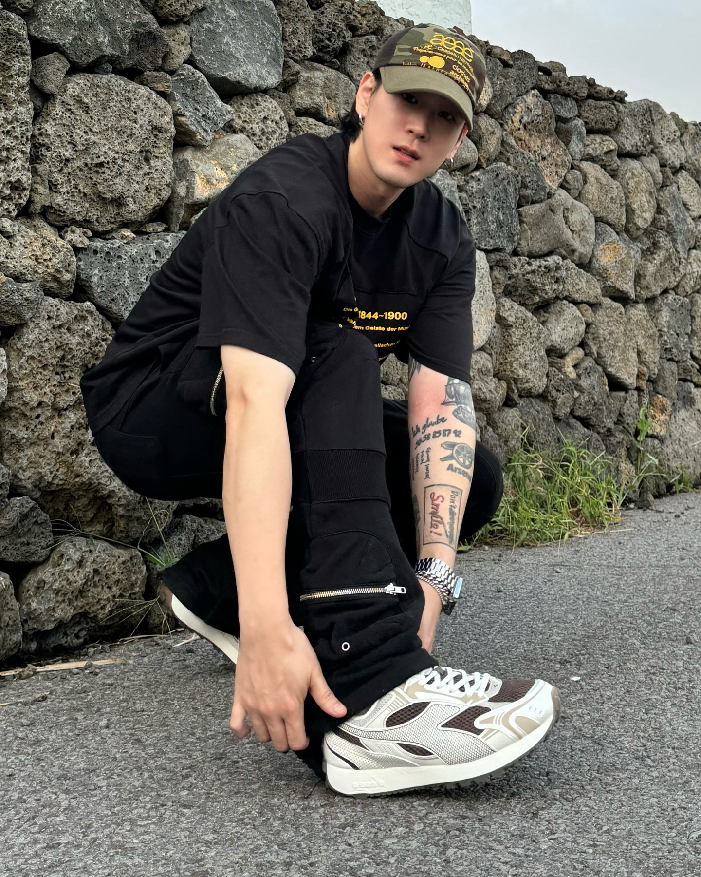 저와 비슷한 나이 또래라면 디아도라 로고를 보고
강력한 노스탤지어를 느낄 거라고 생각해요

diadora_korea 
항상 곁에 있었지만 들을 때마다 새삼 감회가 새로운 클래식같이
과거와 현재를 잇는 디아도라만의
헤리티지 감성이 잘 표현된 스니커즈 #디아도라벨루나 입니다🔥
#디아도라