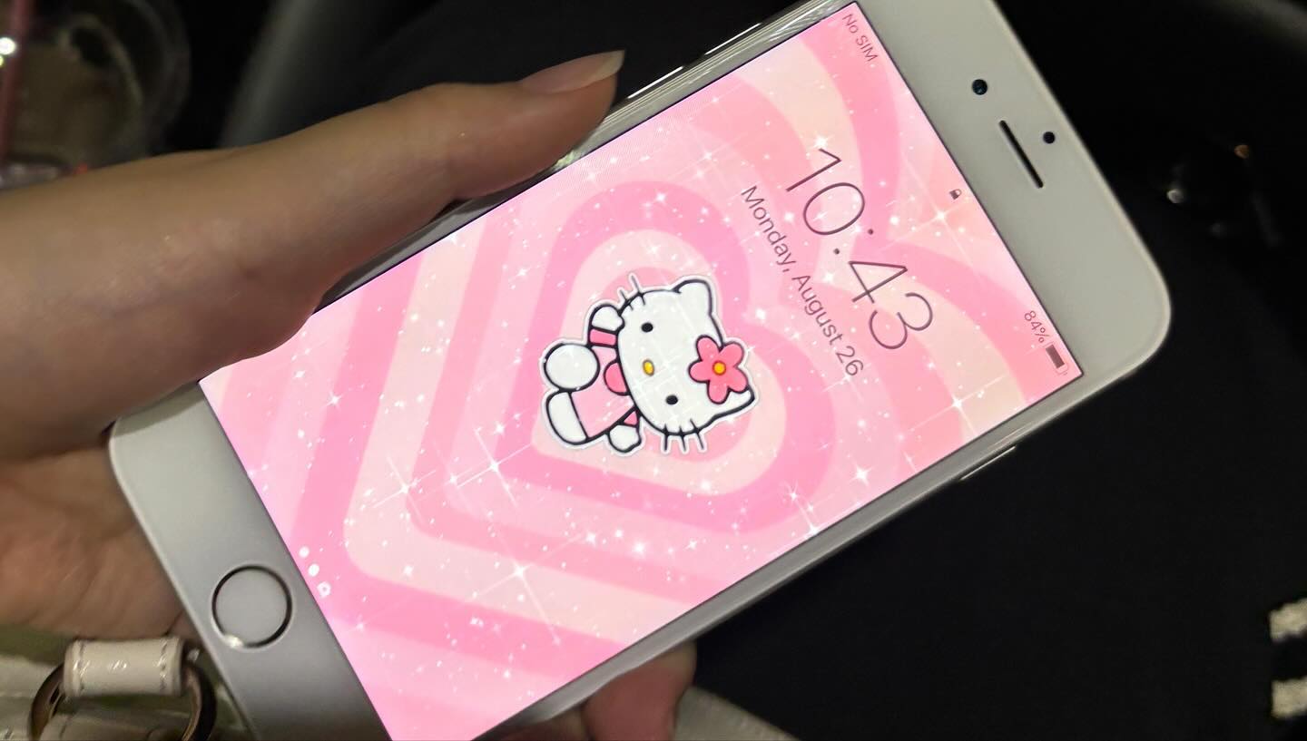 10:43 Monday August 26 우행시 ᵕ̈🔋💗