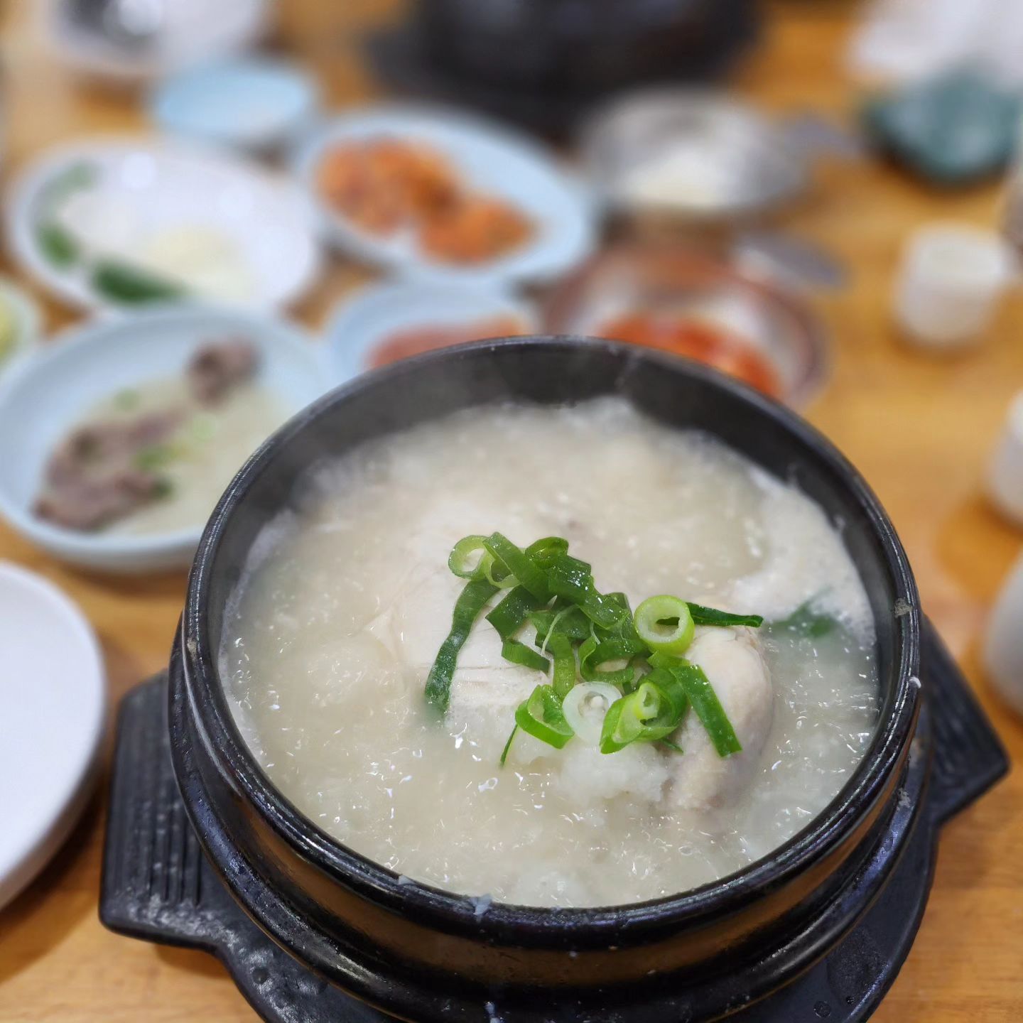 #남포삼계탕 가성비 쏘쏘했지만 몸보신했어요
하루종일 든든🐔🐔🐔