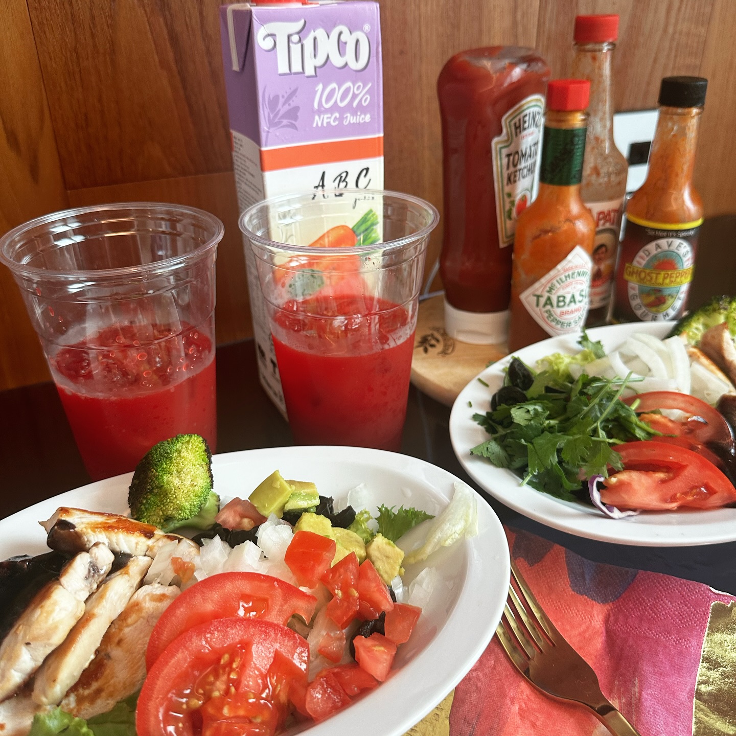 헬난아기와 필테쌤 아침조합♥️
열심히 준비했습니다
Preparé este desayuno estilo mexicano para ti. Espero que te haya encantado. ¡Gracias por apreciarlo, amiga!💖

#다이어트식단 #다이어트 #헬린이 #seletti