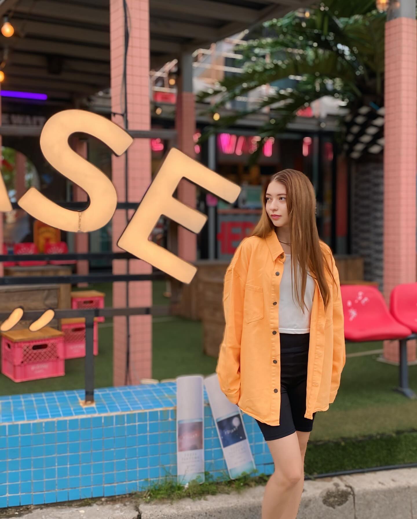 heyhenryshop 🧡
#커플자켓 #바람막이 #HEYHENRY #여자자켓