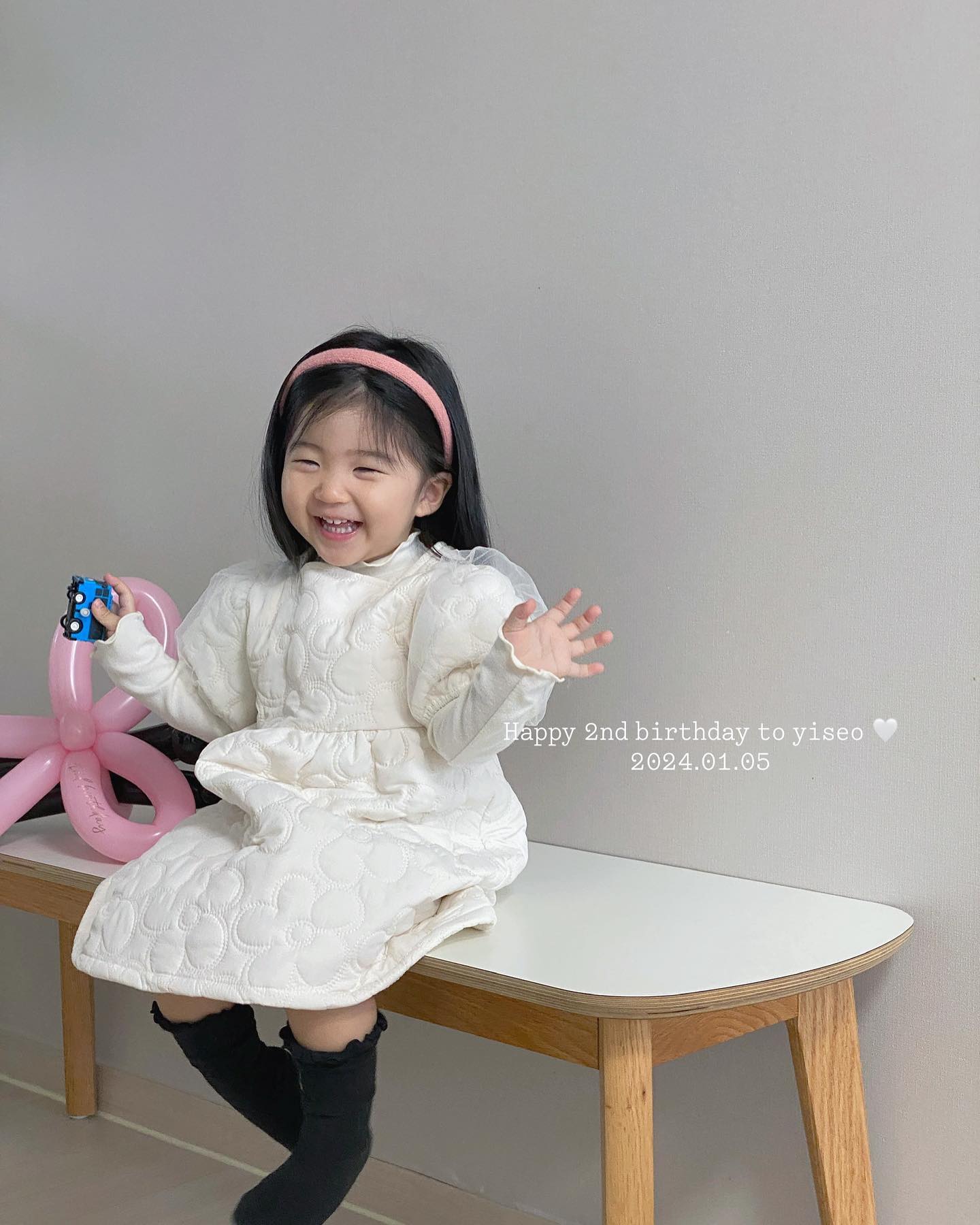 🎀 
우리 이서 두번째 생일 축하해 
매니매니 사랑해 !!!! 🫶🏻
