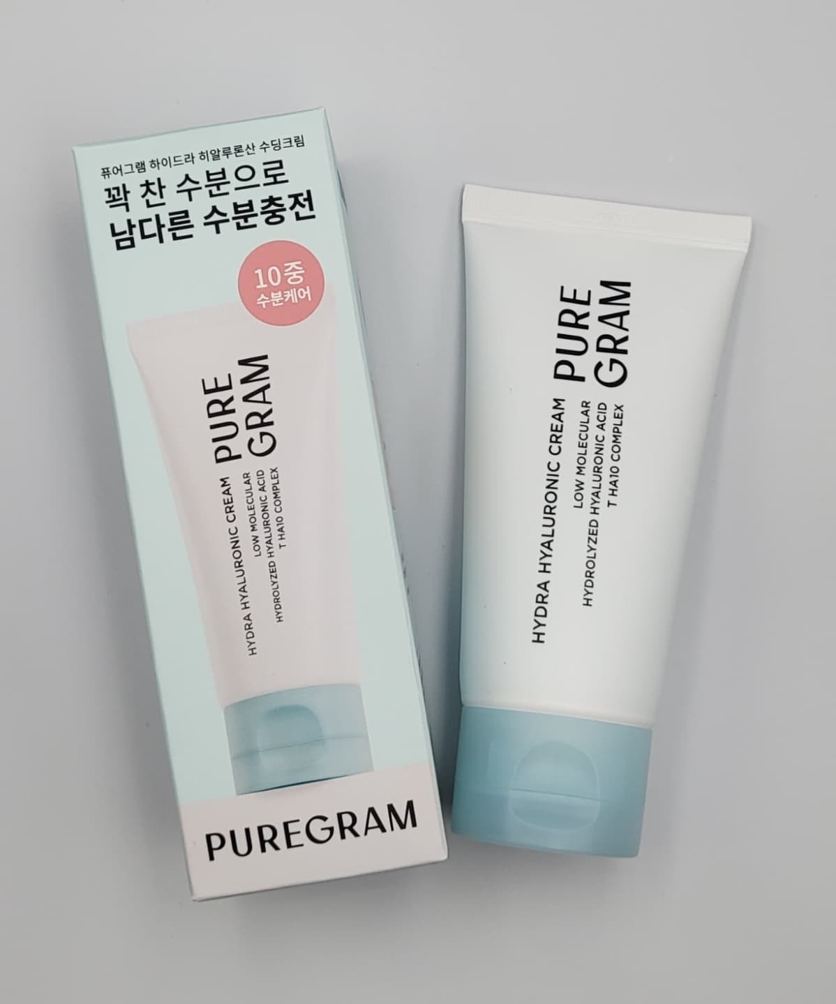 #협찬 #유료광고 

[퓨어그램] 히알루론산 수분 크림💧 

신규 브랜드 런칭 : Puregram 
브랜드 슬로건 : My Skincare Program 

유분감없이 수분을 원한다면

이런 분들에게 추천해요
화장품을 발라도 건조함을 느끼거나 피부가 푸석하고 탄력을 잃은 것 같거나  피부가 자주 번들거리거나 끈적이는 수분크림 사용감이 싫은 분들이 사용하시면 너무 좋을 것 같아요 

화장품을 아무리 발라도 건조하고 당기는 피부에 진짜 수분감을 선사하는 퓨어그램 히알루론산을 추천드려요 

사용감은 여름철에도 수분을 채워주면서 끈적임이 없고 자극적이지 않았어요 

10중 히알루론산으로 피부 속까지 깊게 수분을 채워주는 줍니다 

단 1회 사용으로 즉각적 피부 수분 개선 124% 

피부 진정 개선 50.71% 

피부자극 저자극 판정 

📌특가 구매 TIP! - 런칭 선착순 혜택
브랜드 런칭 기념 선착순 1,000명 한정
구성: 히알루론산 수분 크림 80ml
정상가: 24,000원 / 할인가: 14,900원 
할인율: 38%
포토리뷰 작성시: 2,000원 Npay 지급
증정품: 오리진 부스터샷 100 스피큘 1박스 100% 증정 

puregram_official

#퓨어그램 #puregram #화장품 #히알루론산 #스킨케어 #크림 #수분크림 #크림추천 #수딩크림 #koreanskincare #kbeauty #kskincare