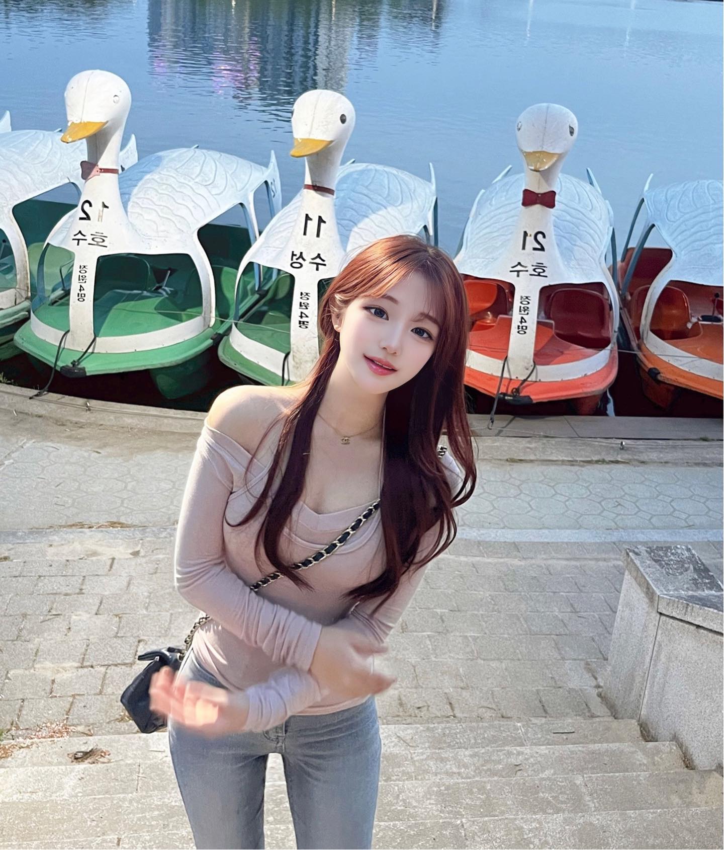 우리 둘 사이 어떤데🫶🏻