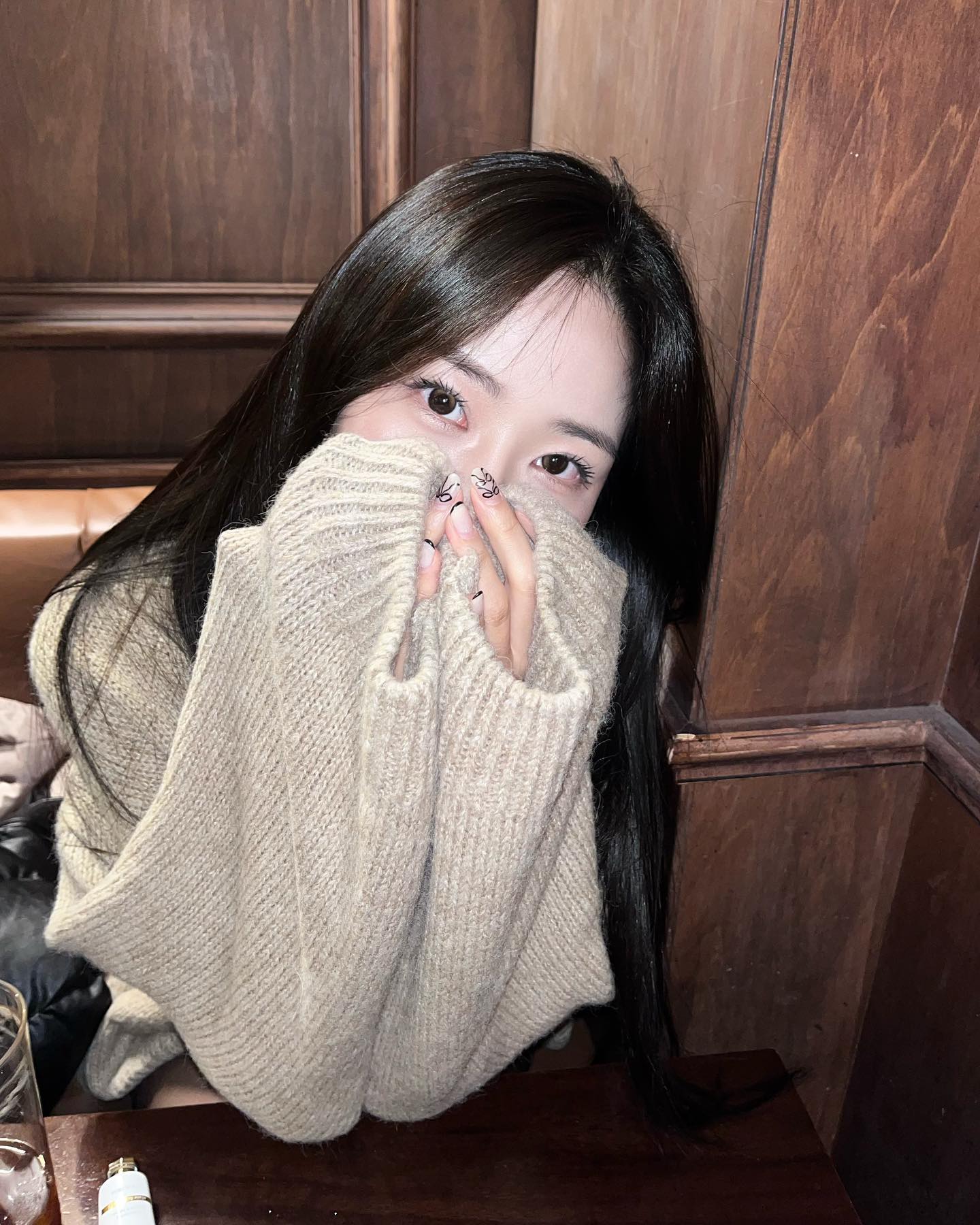 핸드크림 필수 🎶