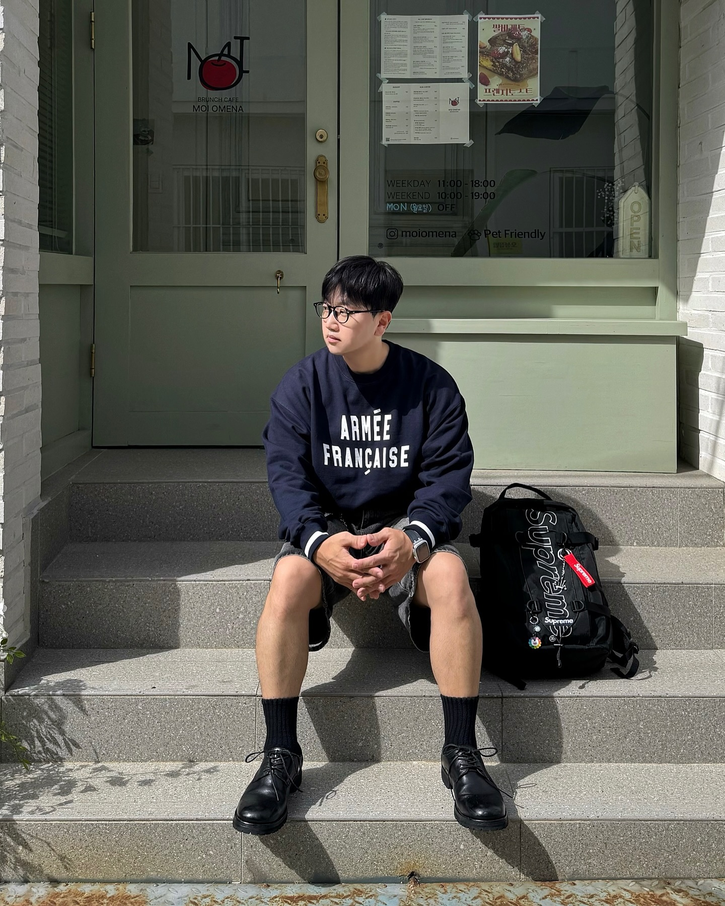 #협찬

가을 캐주얼룩 끝판왕 맨투맨 어떤데

너무 예쁜 오버핏에
탄탄한 원단 짱짱한 시보리까지
핏은 물론 품질까지 잡은 맨투맨 이네요

레터링도 이쁘고
시보리 가로 배색 포인트까지
캐주얼룩 코디에 완전 딱 !!

가을 맨투맨 찾으시는분께
적극 추천 드려요

카네이테이
armee francaise crewneck
kaneitei 

#카네이테이 #kaneitei #맨투맨 
#맨투맨추천 #맨투맨코디
