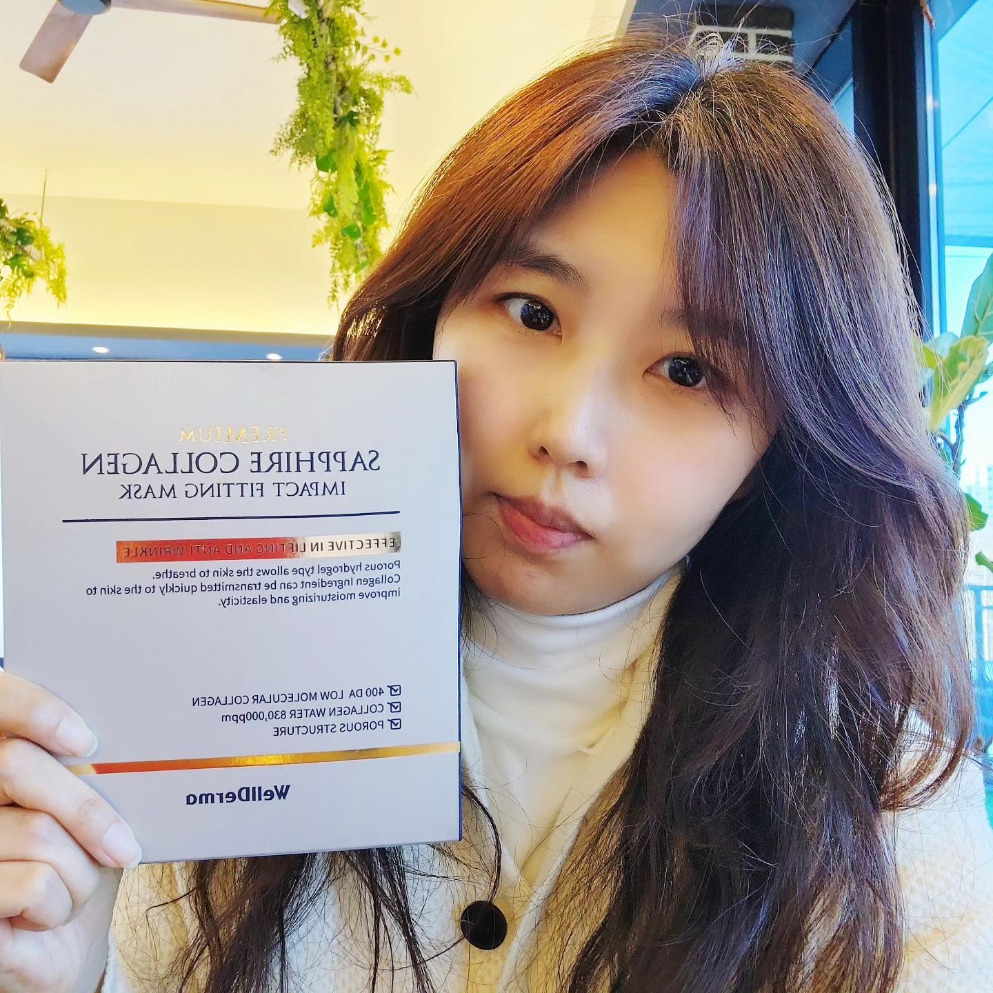 #협찬 wellderma_korea #콜라겐마스크팩 #웰더마

사용해보니 홈쇼핑 11차 완판될수밖에 없던 웰더마 프리미엄 사파이어 콜라겐 임팩트 피팅 마스크♡

#웰더마콜라겐마스크팩은 
노르웨이산 콜라겐을 함유,
식약처 미백고시성분 나이아신 아마이드 최대함유,
마스크팩 사상 미백성분 최대함량,
특허받은 다공성 구조 마스크로 하이드로겔 표면에 마이크로니들 어레이를 더해 흡수력을 높여 보습과 탄력관리를 #홈케어 로 쉽게 해요~^^

밀착력이 좋아서 머리를 흔들어도 아래로 고개를 숙여도 착붙~♡
마스크팩 붙이고 다른활동해도 불편함1도 없어요ㅎ

눈으로도 흡수되는걸 확인할수있는데용~
흡수될수록 점점 투명해지는 겔마스크~!!

20분후 마스크팩이 투명해지면  떼어내면 되요~
확실히 피부톤이 밝아지고 피부광이 예술입니닷~~♡♡♡

#겨울보습 은 웰더마콜라겐마스크팩 으로 집에서 관리해보세용~^^

#뷰티 #맞팔 #먹방 #리빙 #건강 #육아 #가구 #패션 #주방 #피부탄력 #마스크팩 #일상  #수분마스크팩 #피부보습