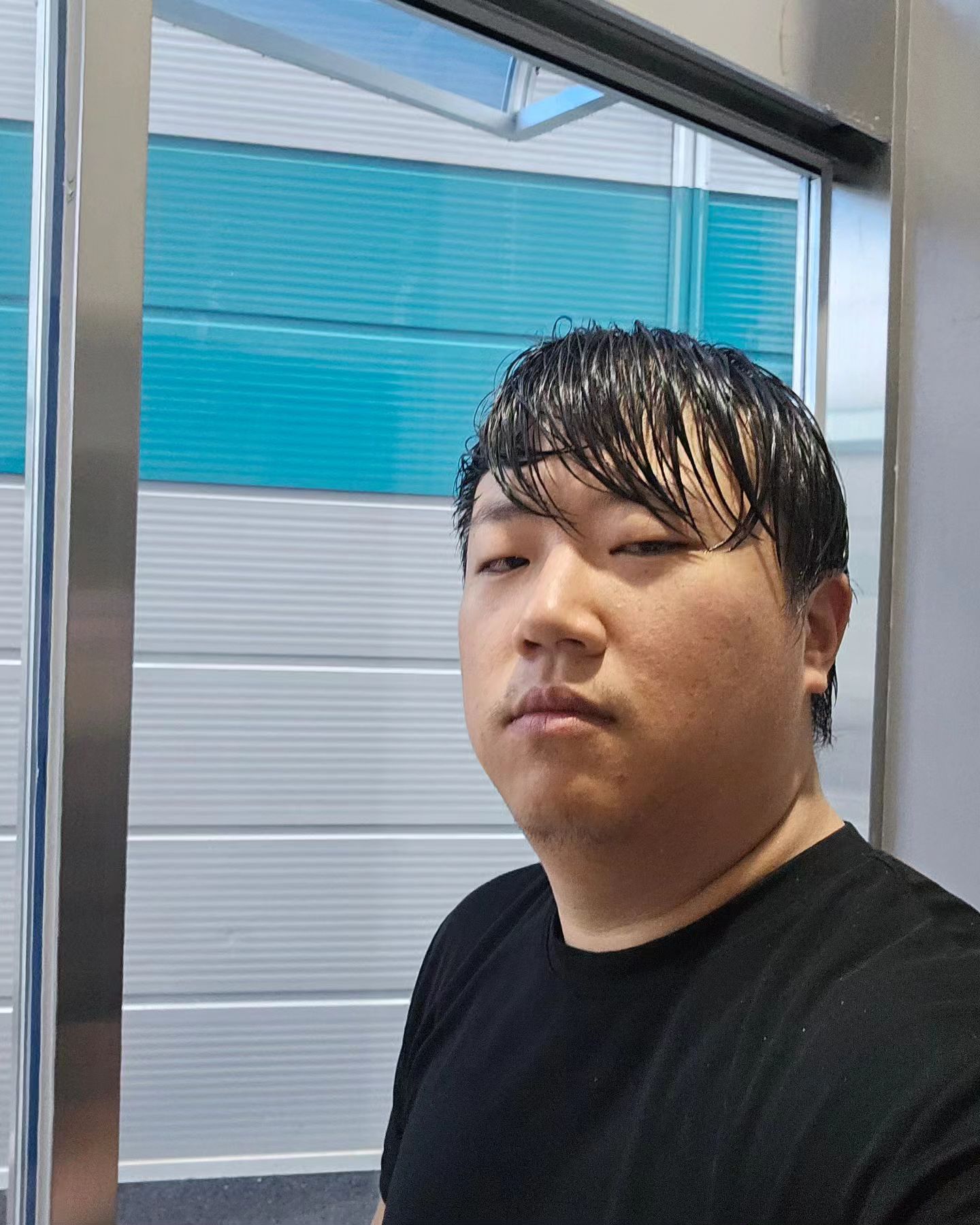 누가보면 흠뻑쇼 다녀온 사람.
하지만 안 간 사람...