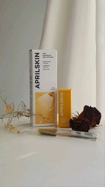 📍Seoul to Jeju on Instagram: "#광고 @aprilskin_korea 204만개 완판! 필오프팩 부문 1위! 🧡에이프릴스킨 카렌둘라 필오프팩🧡 단 한번 사용으로도 피지, 각질, 노폐물 제거 효과가 느껴져요. 꿀같이