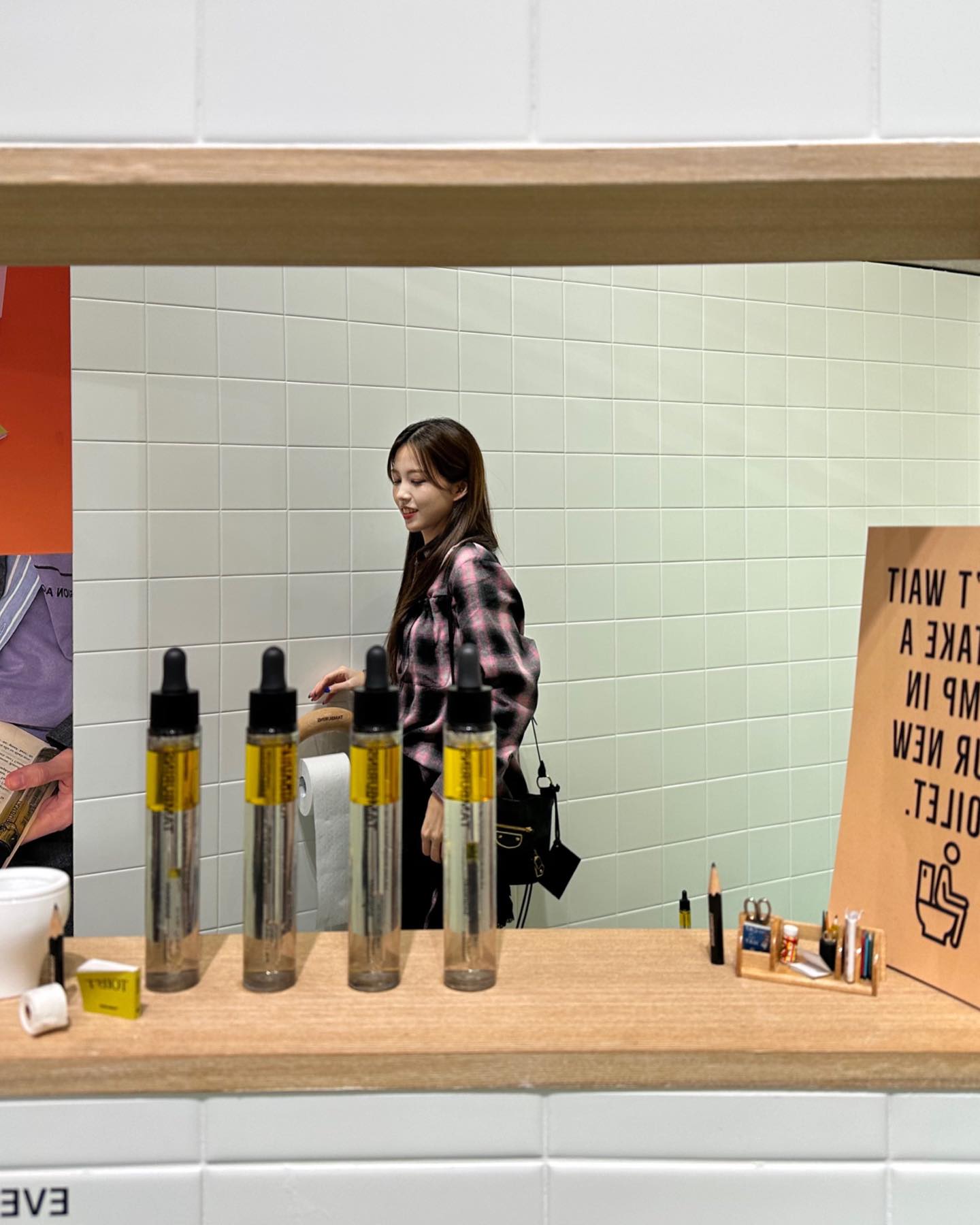 두 달 뒤에 올리는
#누데이크 🚽🤍