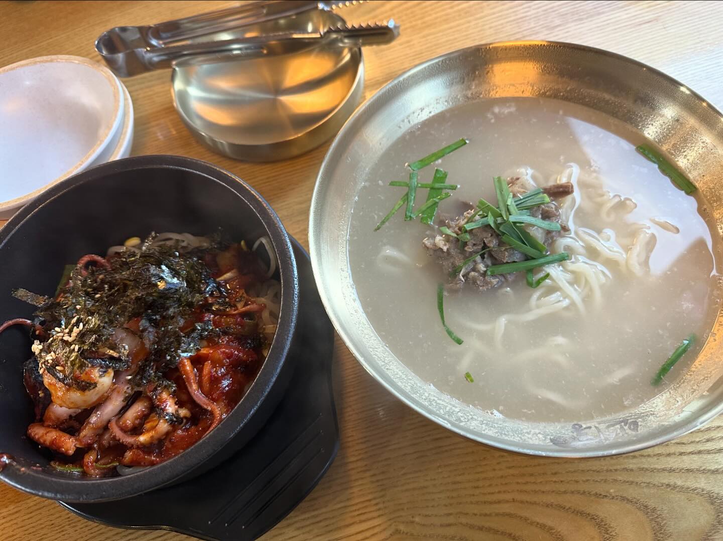 ✔️[의정부] 인사동칼국수 민락점
✅넓고 깔끔한 인테리어의 식당 
✅깔끔한 사골국물이 일품인 식당
✅아이와함께방문하기 좋은 칼국수 집
✅가성비 좋고 맛있는 칼국수 맛집
✅매장이 위생적이고 청결한 식당
✅영업시간 매일 10:00~21:00(매주 화요일 정기휴무)
📍경기 의정부시 오목로225번길 157 폴리프라자 3차. 203호
#협찬 #의정부맛집 #민락맛집 #의정부칼국수 #민락칼국수 #민락동맛집 #sohappy #eat #smile #음식은사랑입니다💜