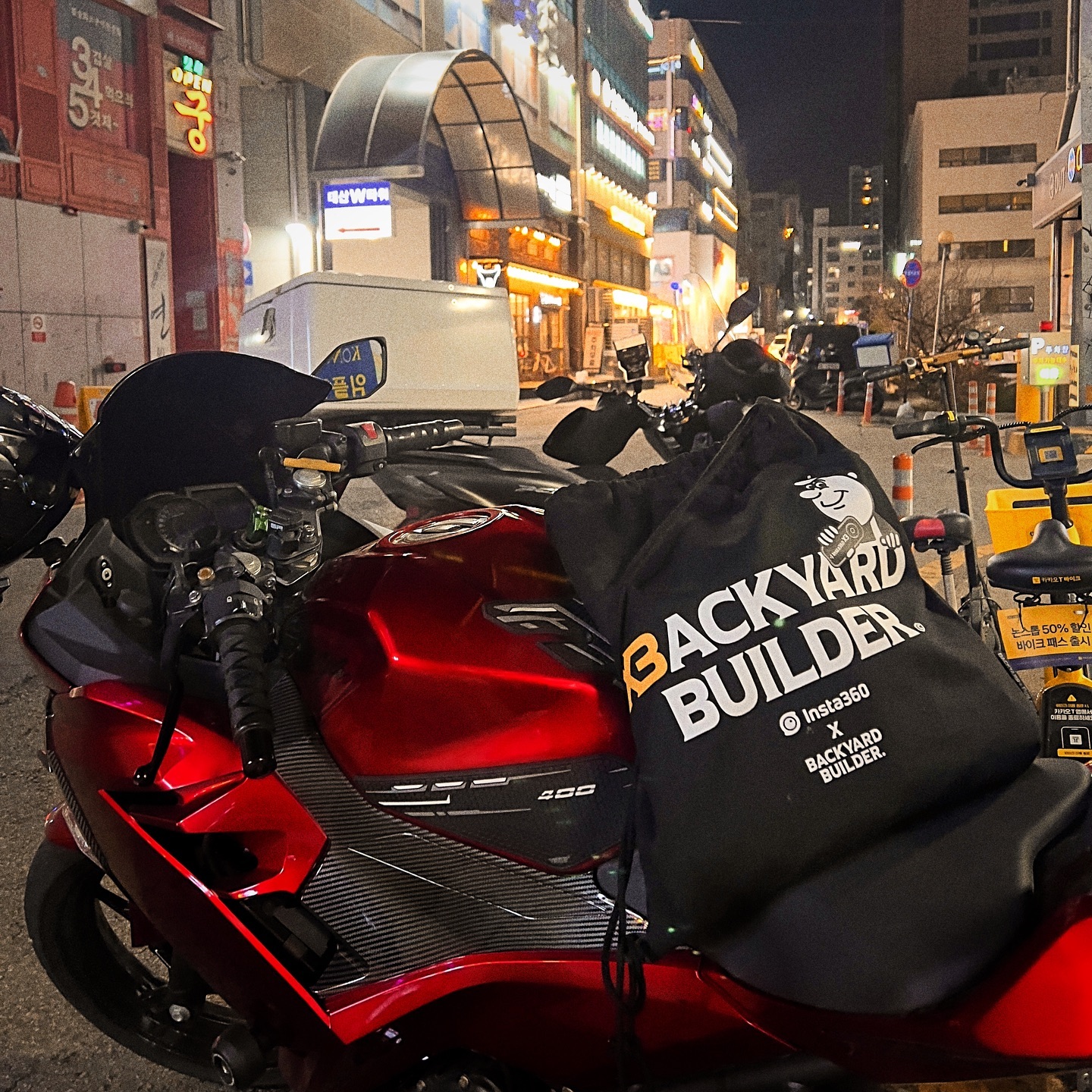 my motorcycle✨
𝗇𝗂𝗇𝗃𝖺𝟦𝟢𝟢