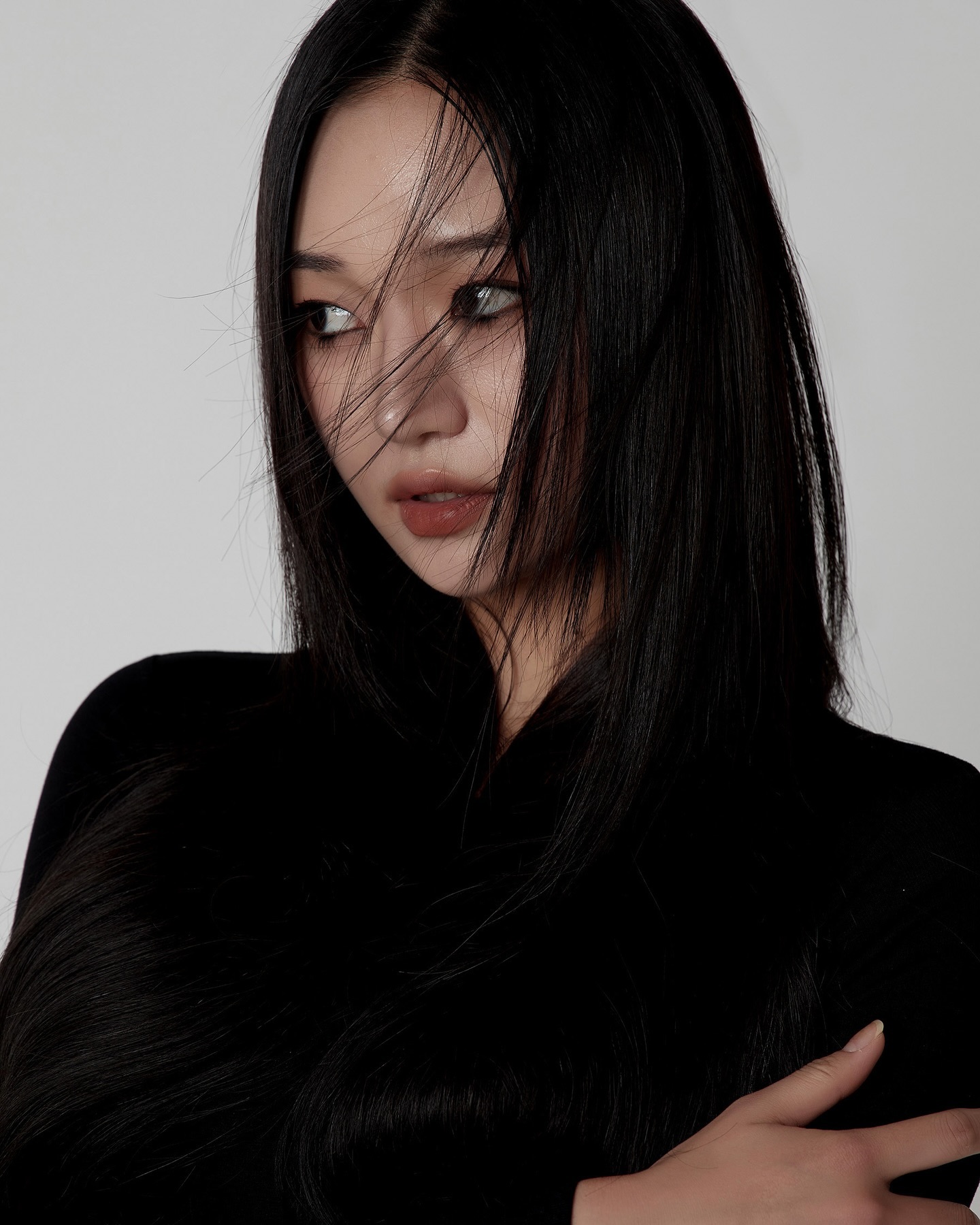 Put the title of the picture
kwangsu__lee 
makeup_.jy