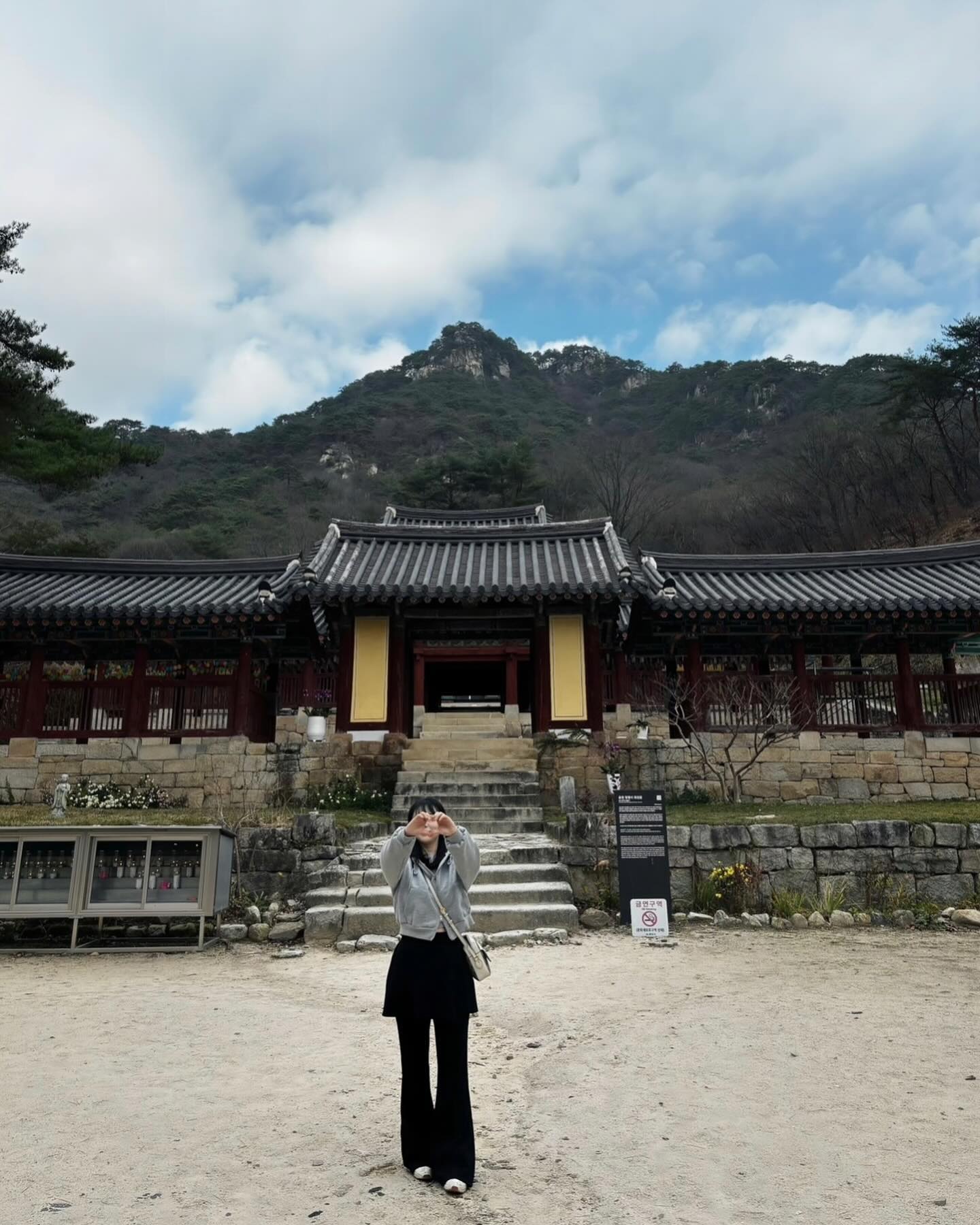 23.11.09🎂

심니가 찍어준 나💜
(중간에 거셀 빼고)
강원도 너무 좋다✌🏻