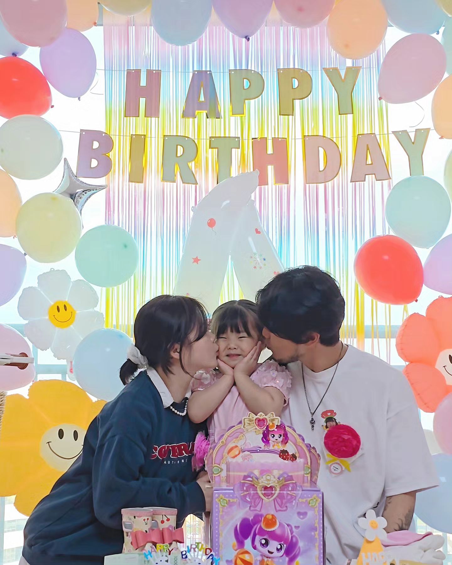 어버이 날이 생일인 율아 
평생 지금처럼만 순 하게 , 건강하게 자라만 다오 
생일 축하해 🩷🎂🩷

D+1462
.
.
.
.
#어버이날 #어버이날생일 #생일 #쥐띠 #쥐띠맘 #티니핑 #말랑핑 #가족스타그램 #홈파티