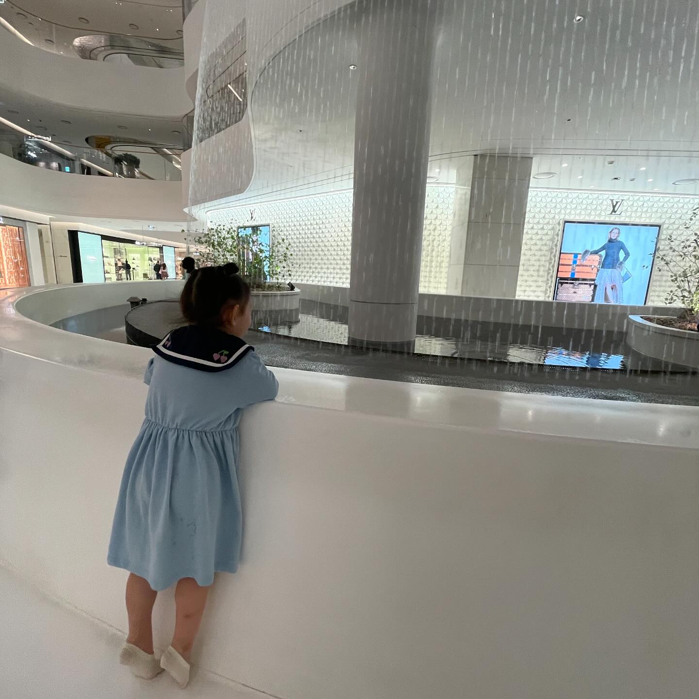까치발 짱 귀엽죵🥳