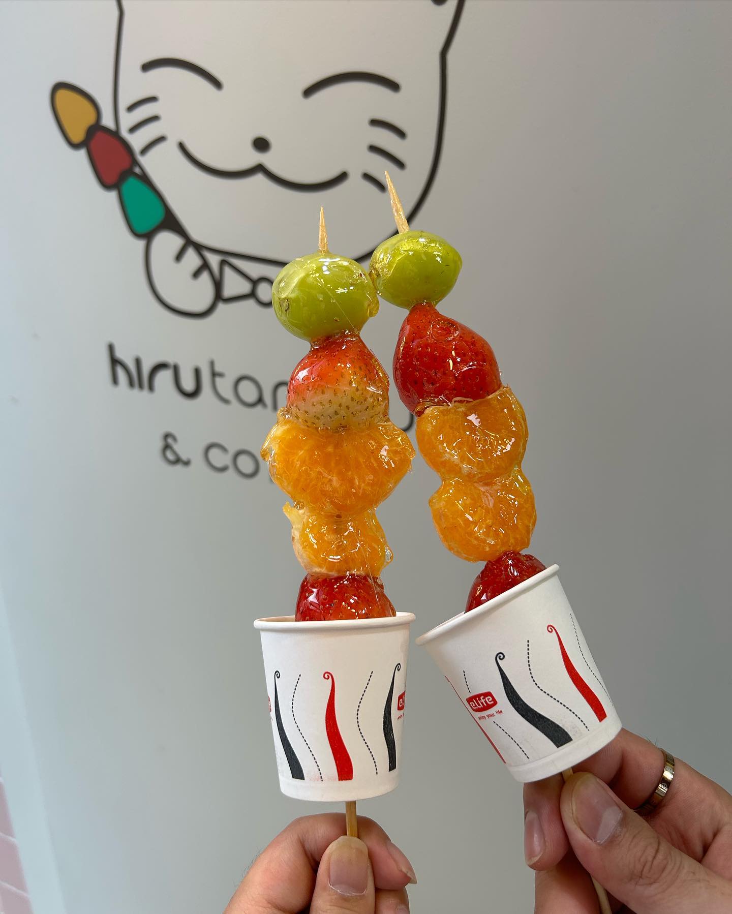 원픽 탕후루🍓🍊🍒?

탕후루 가게가 많이생겨서
하나씩 사먹다보니까
여러군데서 먹어본것 같아요

요즘은 밥먹고 후식탕 ?해주야대잖아요
어디 탕후루 제일 좋아하세요?
저는 하이루 탕후루가 젤 맛난거 같아요
지점by지점이라서 잘은 모르겠지만

일단 저는 하이루1등❤️ 대단한탕후루 2등🧡
여러분의ㅣ 원픽 탕후루는 어딩가요 ~ ?탕후루 맛집 공유해욧🍓

#탕후루 #왕가탕후루 #황후탕후루 #하이루탕후루 #탕후루맛집🍓