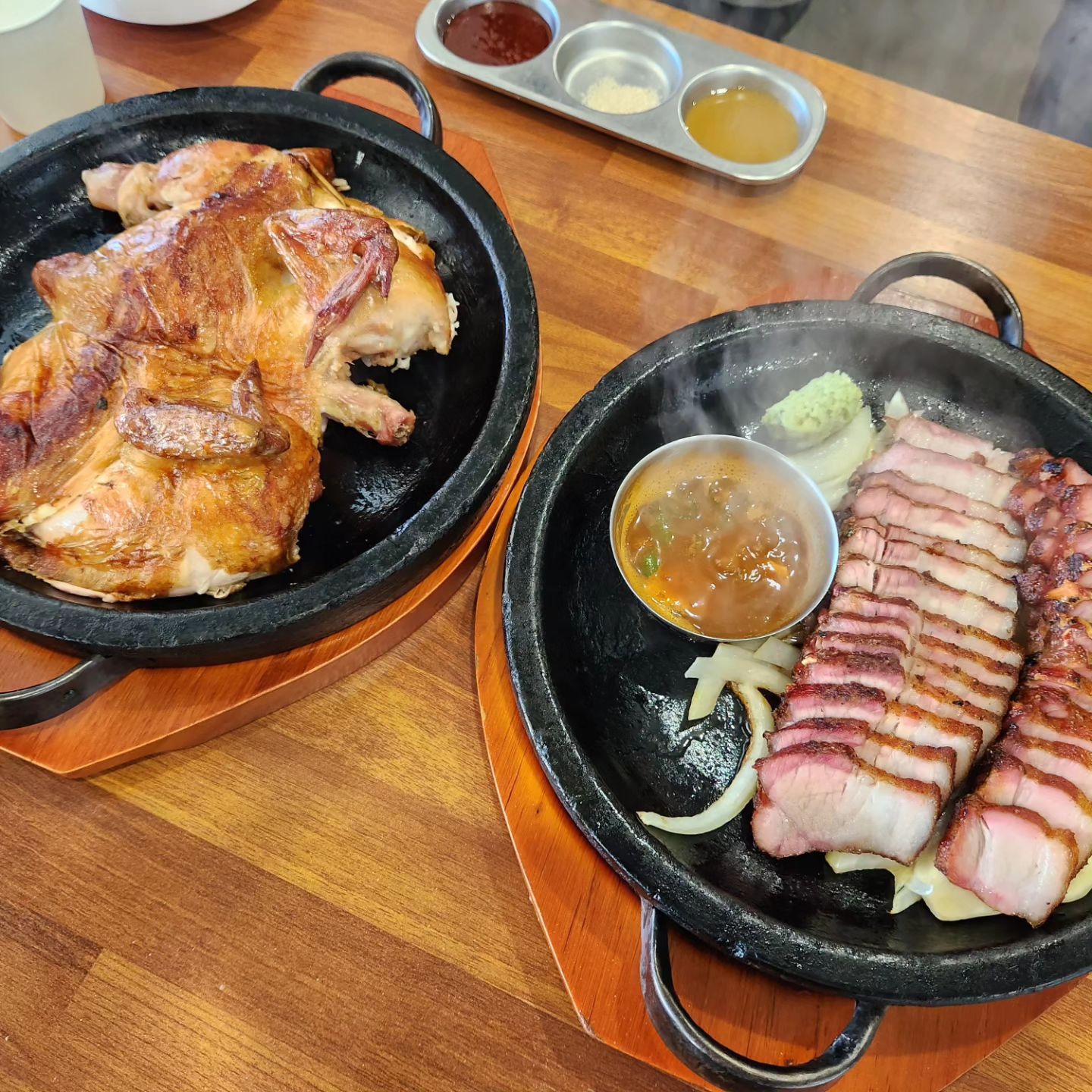 #고기리맛집 #고기리바베큐 #고기리가족외식 #용인수지바베큐 #대왕골 #고기리대왕골🥩🥓 #대왕골바베큐 #통삼겹장작구이 #닭누룽지장작구이