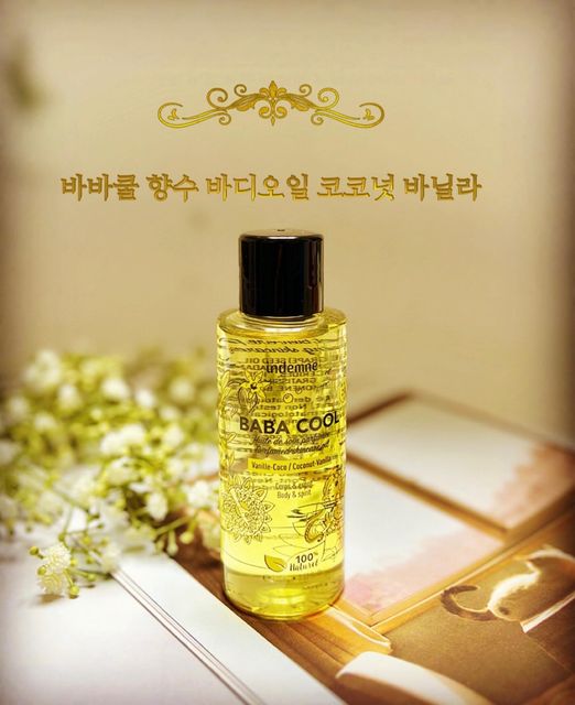 쩡쩡 on Instagram: "협찬#제품광고

건조한 겨울이 되면 오일은 꼭 필요한 제품
오일 한병으로 다양하게 사용할 수 있어서 
너무 좋은거 같아요.

천연이라 인위적인 강한향이 아니라
코코넛의 달콤함이 은은하게 퍼지는 향이라
수면오일로 사용하기에 좋고

헤어오일로 사용했더니 묵직한 느낌이 있었는데
머리 말리고 나면 푸석한 머리결을 차분하게 만들어 줘서 넘 만족해요~~❤️❤️

🍃🍃제품설명🍃🍃

✔️5가지 식물성 오일 
  포도씨 오일, 해바라기씨오일, 퀸즈랜드넛오일, 스위트아몬드오일, 아보카도오일

✔️바바쿨 활용방법
헤어 , 향수, 바디오일, 핸드오일, 수면오일로 
모든 피부에 사용가능

.
.
.

#엥뎀 #바바쿨 #오일향수 #바디오일 #헤어오일 #아로마오일#천연향수#향수오일#여성향수#엥뎀바디오일#indemne#향수#코코넛향#수면오일#헤어오일#향수추천#겨울오일#겨울향수#오일추천"