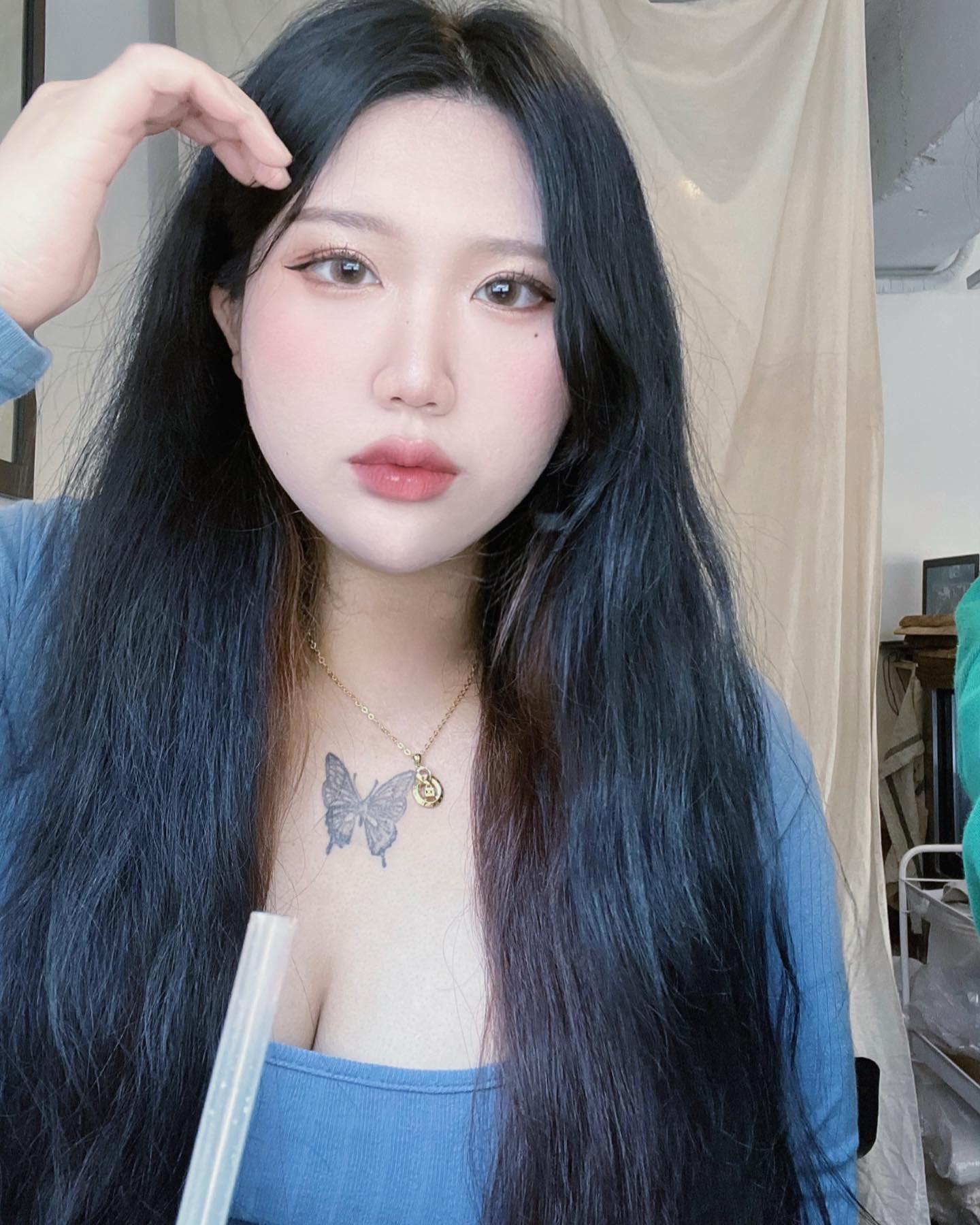 몡?