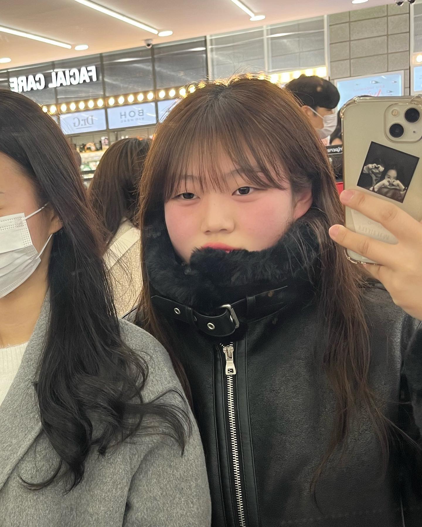 스무살의 삶

눈에 초점 없음,신났음
#04 #취기