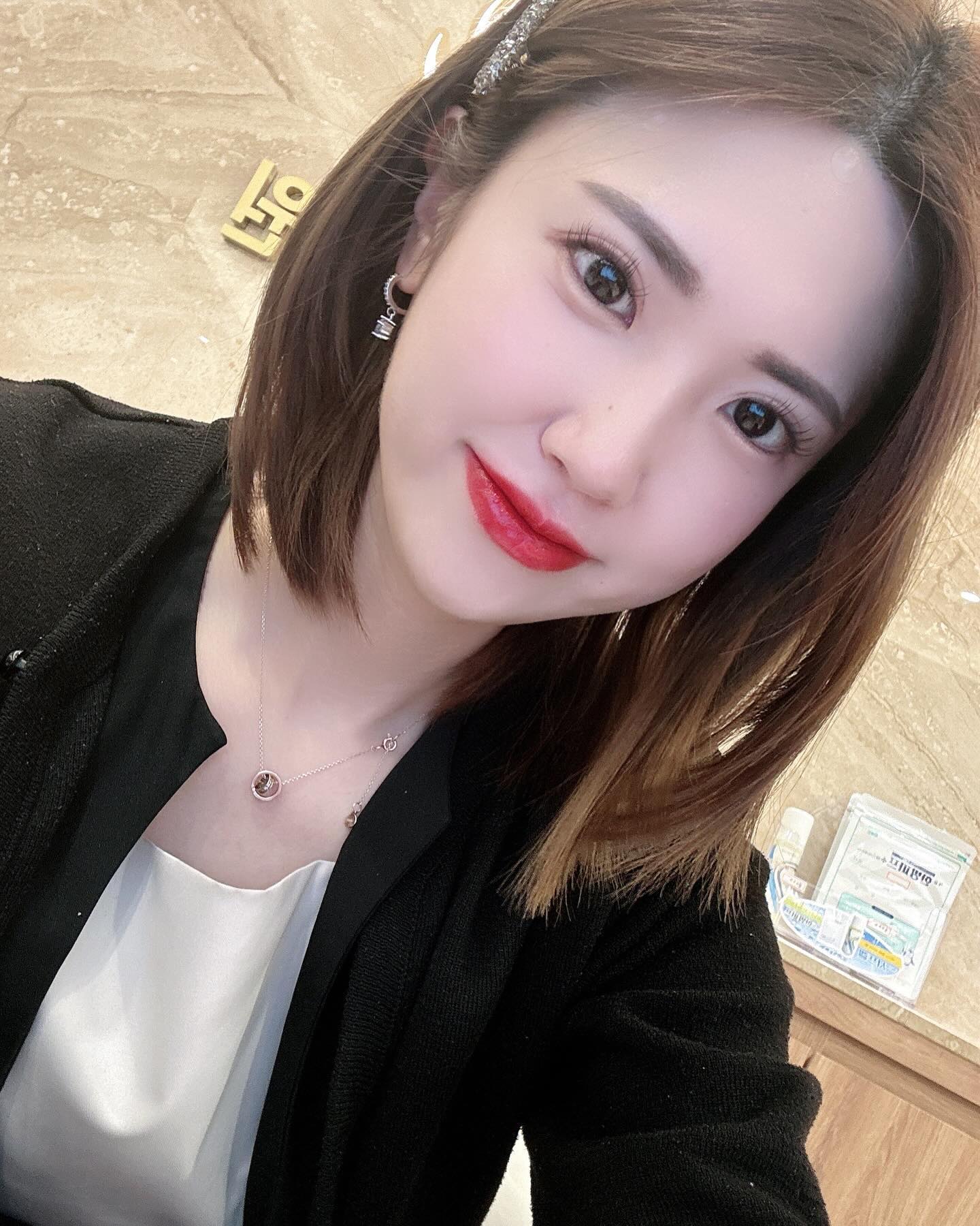 발그-레 🤭
3월도 끝나가는구나
내가 좋아하는 4월
빨리와ㄹㅏ..🥺