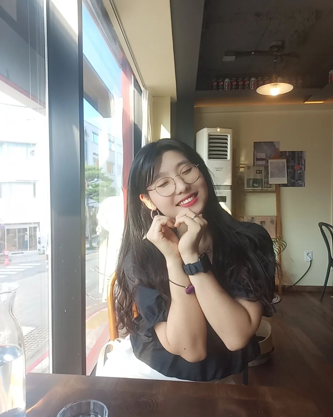 ♥️
.
작년엔 겨울에 시린 손 불어가며 행궁 성곽을 걸어다녔는데 한여름이 되어 다시 방문한 행궁동🥰
.
생각지 않게 야간개장도 보고 시원한 여름밤도 즐기고 노래방에서 CCM도 왕창 부르고 ㅋㅋ진짜 위러브 마커스 찬양 좀 넣어주세요..♡
울다 웃다 롤러코스터 같은 일주일이었지만 그래도
오랜만에 행목💚
