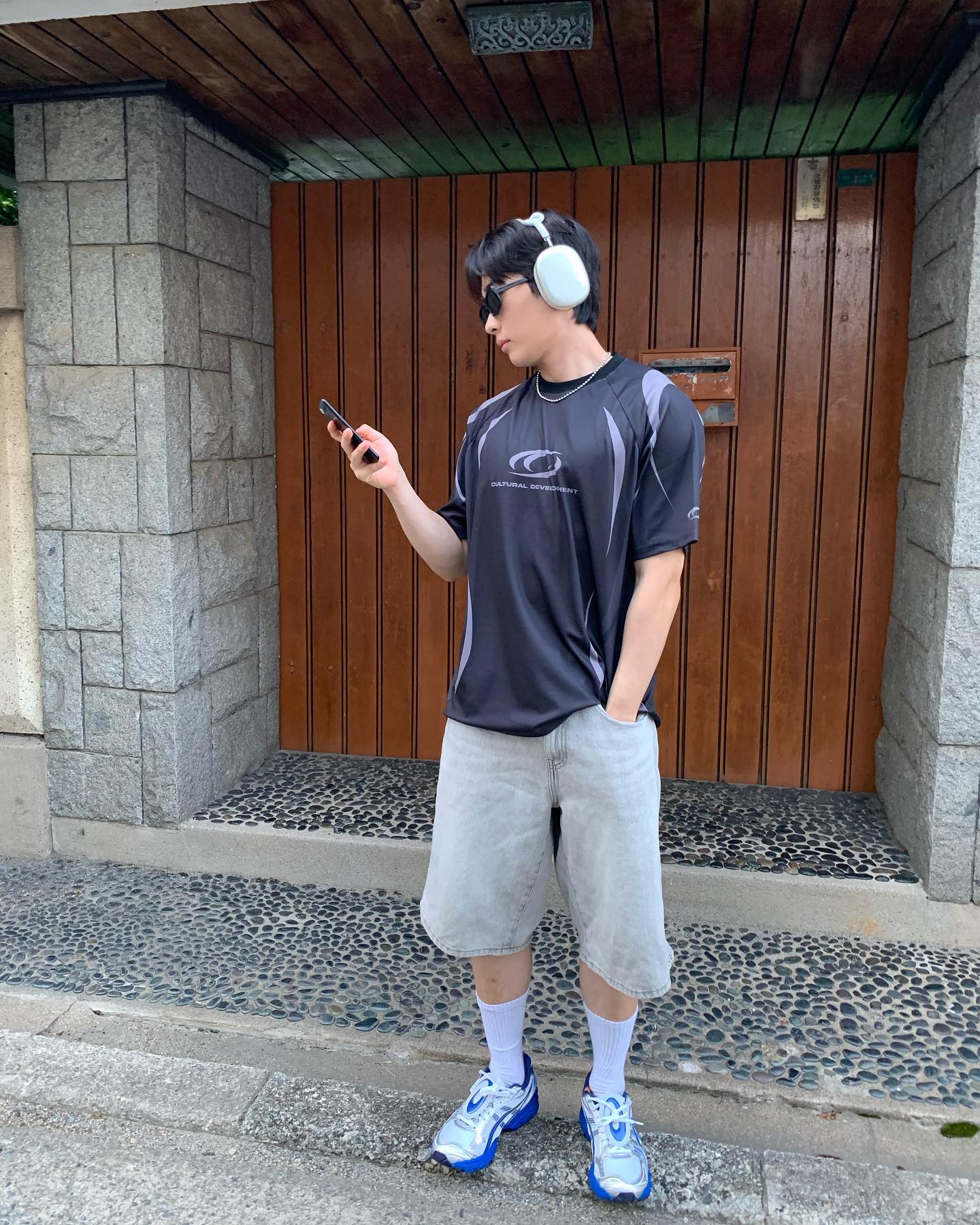crump_kr

크럼프 신상
메쉬 소재라 시원하고 편해요😃
여름에 가성비로 입기 구웃

#CRUMP #크럼프 #메쉬져지 #스포츠룩