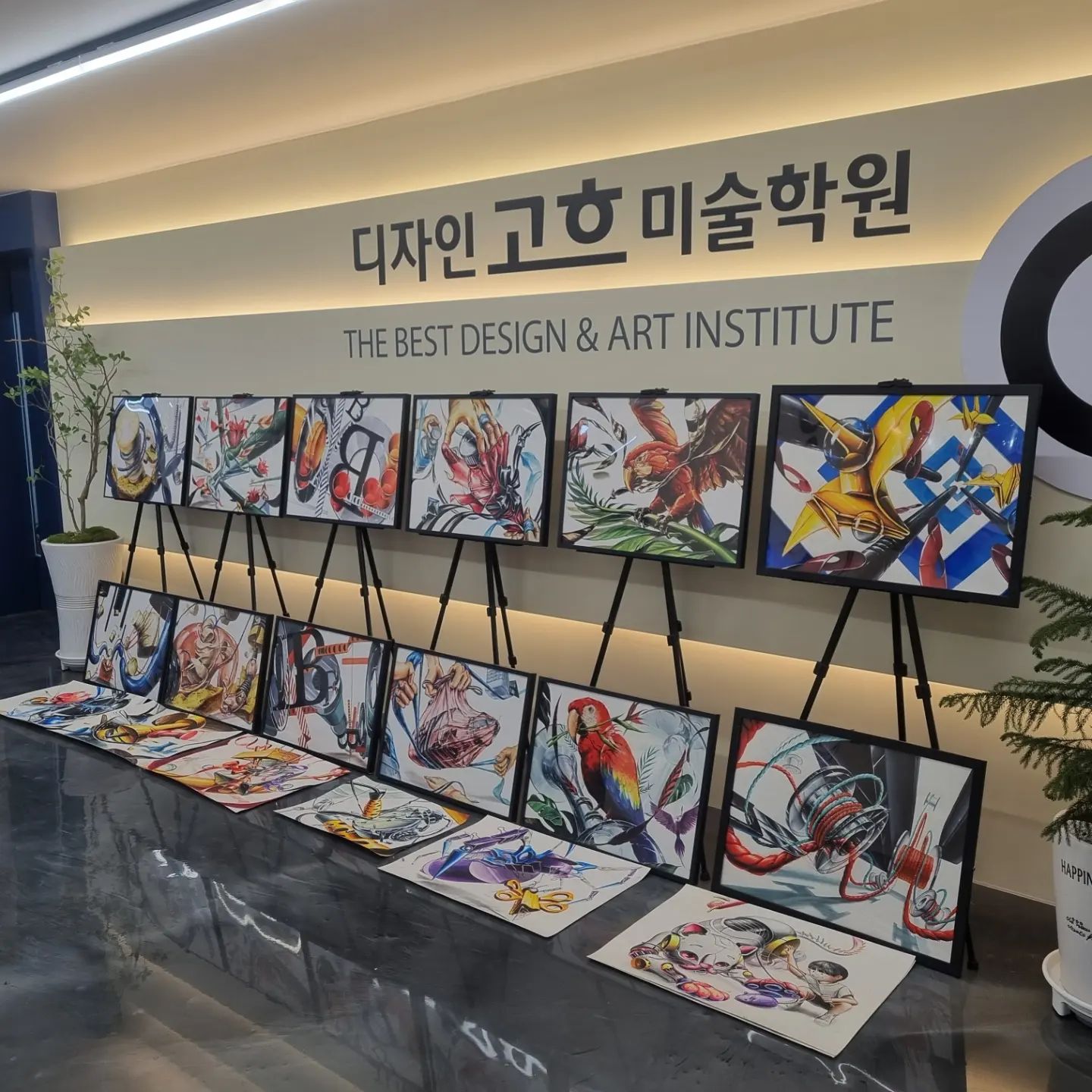대구입시미술 유명한 곳은 역시 이름값 하는 것 같아요
서울에 본점을 두고 있는 디자인 고흐 미술학원 대구본원인데요
만촌역에서 도보 3분 5분 정도 거리라 위치도 너무 좋고
무엇보다 원장선생님들부터 다른 선생님들까지
실력이 검증되신 분이고
학년당 정원 10명으로 소수정예로 꼼꼼하게 봐주더라고요
#대구입시미술 찾으시면 #디자인고흐 상담 추천드려요:)

#수성구미술학원 #대구미술학원 #디자인고흐미술학원 #입시미술 #건국대 #국민대 #과기대 #수성구입시미술

#홍보