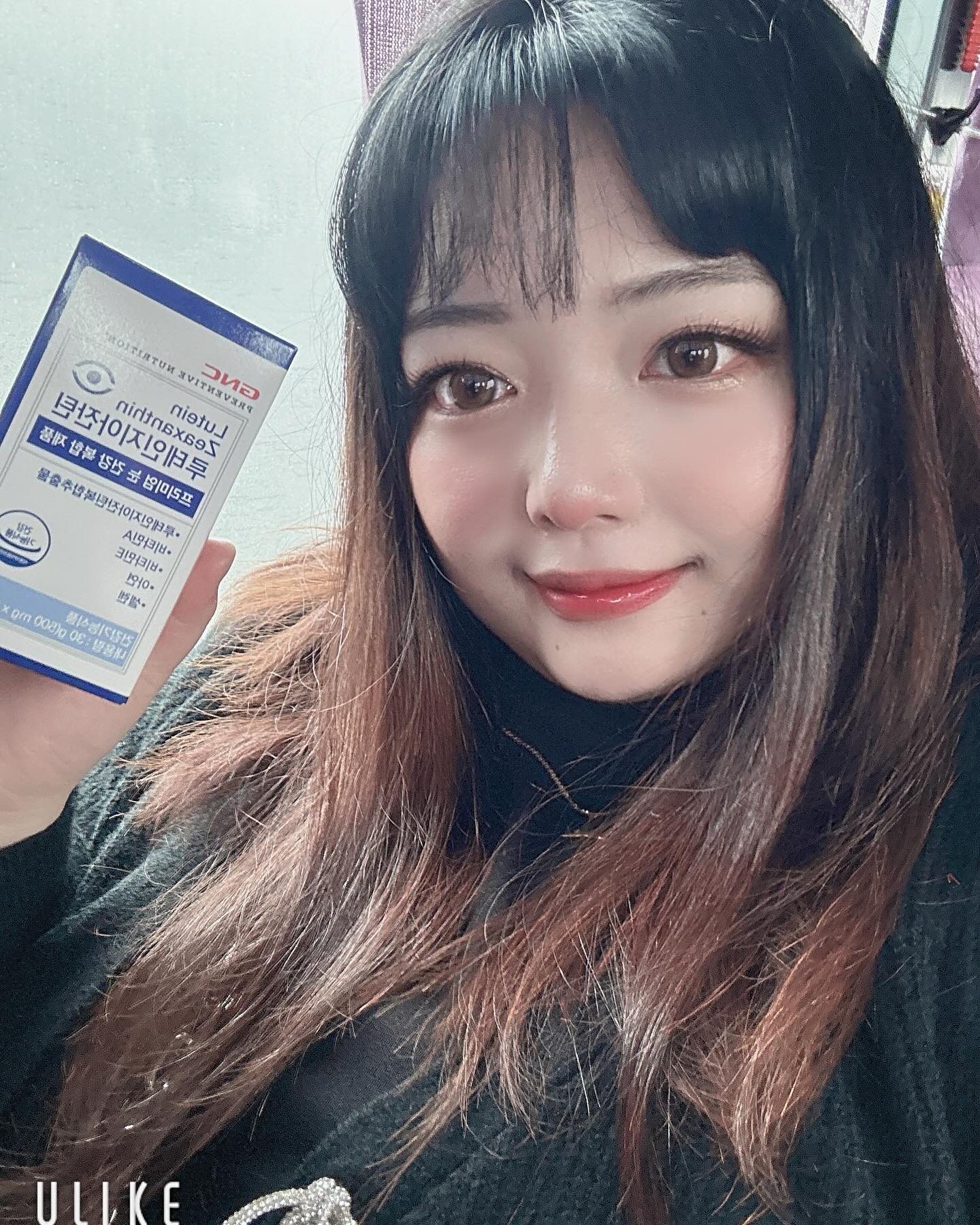 #협찬 gnckorea 

온가족에 함께 섭취하는 프리미엄 건강 복합제품👨‍👩‍👧‍👦
GNC, 루테인 지아잔틴👀

루테인과 지아잔틴을 한번에 빈틈없이 눈관리가 가능한 제품
노화로 인해 감소 될 수 있는 황반 색소밀도를 유지하여 눈 건강에 도움을 줄 수 있는 제품이에요😘

세계적인 건강기능식품 전문브랜드 GNC 
눈건강은 물론 항산화 및 정상적인 면역기능에 도움이되는 루테인지아잔틴복합추출물 20% + 비타민A + 비타민E + 셀렌 +아연 + 꼼꼼하게 엄선된부원료까지 함유되어서 안심하고 온가족이 먹을 수 있는 제품이에요😜

크기도 적당해서 먹을 때 목넘김또한 불편하지않고 편안해서 참 좋은 GNC, 루테인 지아잔틴 이런분들에게 추천할게요🙋‍♀️

✅ 눈의 노화가 시작되는 성인 남녀👩‍❤️‍👨
✅ 눈의 침침함을 느끼시는 분🧐
✅ 책, 컴퓨터를 장시간 보는 분💻
✅ 눈에 영양공급이 필요하신 분👀
✅ 스마트폰이나,TV를 자주시청하는 분🖥️
✅ 잦은 운전, 야간운전을 자주하시는 분🚗

#협찬 #루테인지아잔틴 #눈영양제 #눈건강 #시력관리 #GNC루테인지아잔틴 #루테인지아잔틴추천 #루테인 #좋반 #좋아요반사