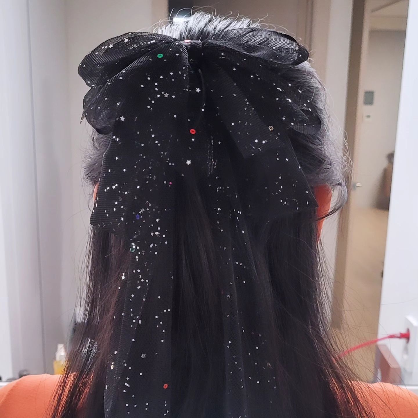 오랜만에 만들어본 리본왕핀🎶
집게핀 양쪽에 큼지막하게 붙혀서 완성!
반짝반짝💞 샤방샤방🥳

#리본핀만들기 #취미그램